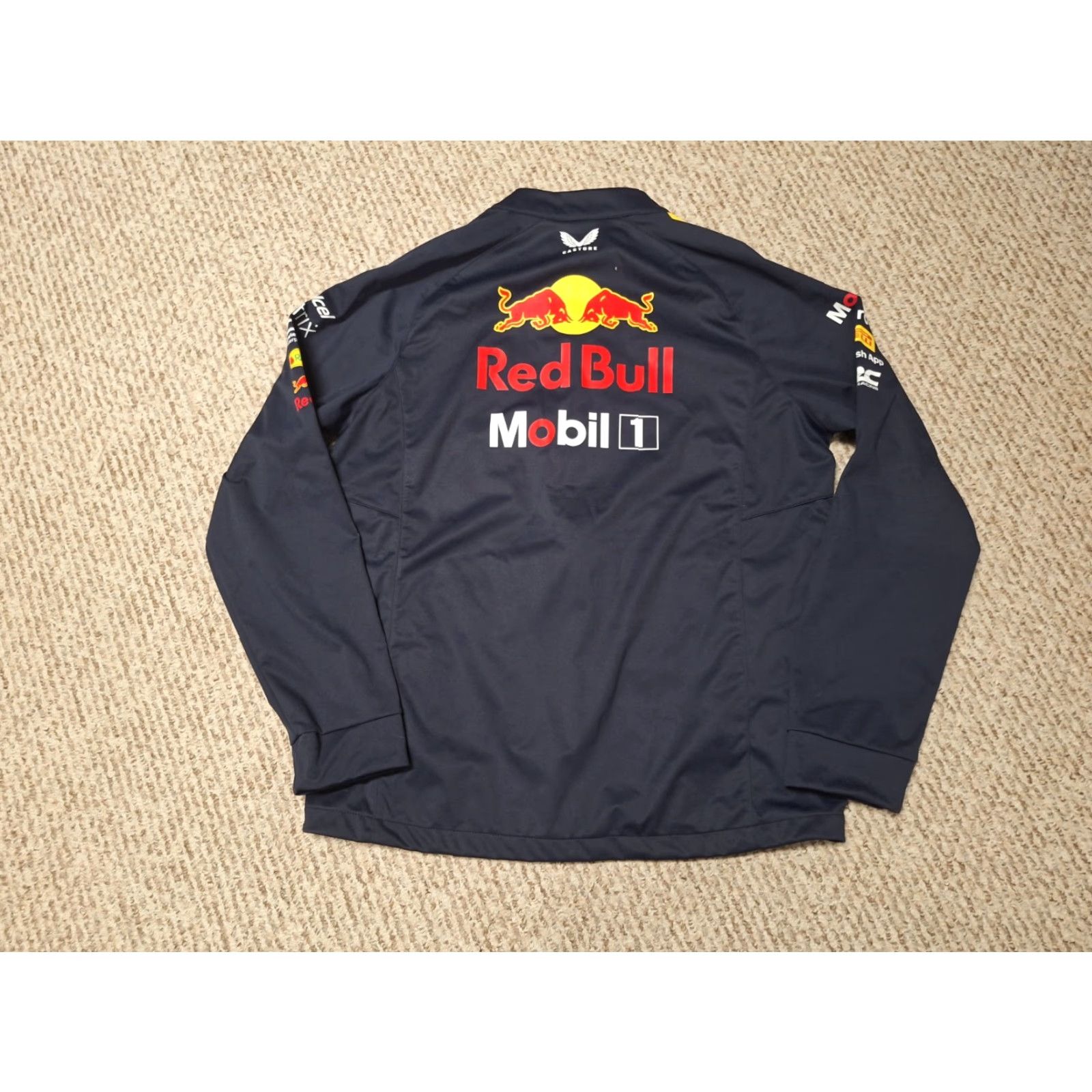 Castore VINTAGE Size US M / EU 48-50 / 2 - 3 Thumbnail