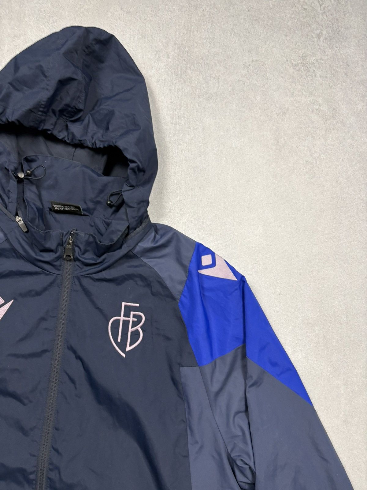 Macron Macron FC Basel 2024/2025 Hooded Jacket Football Windbreaker Size US M / EU 48-50 / 2 - 4 Thumbnail