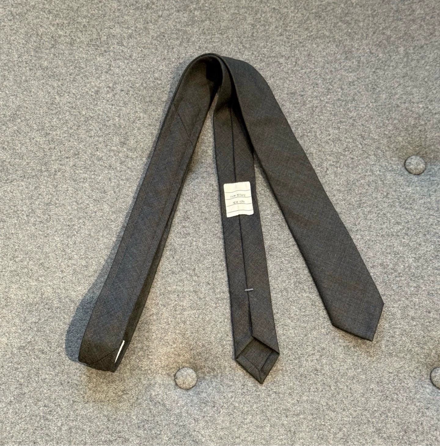Thom Browne Thom Browne Classic Charcoal Gray Wool Tie Size ONE SIZE - 1 Thumbnail