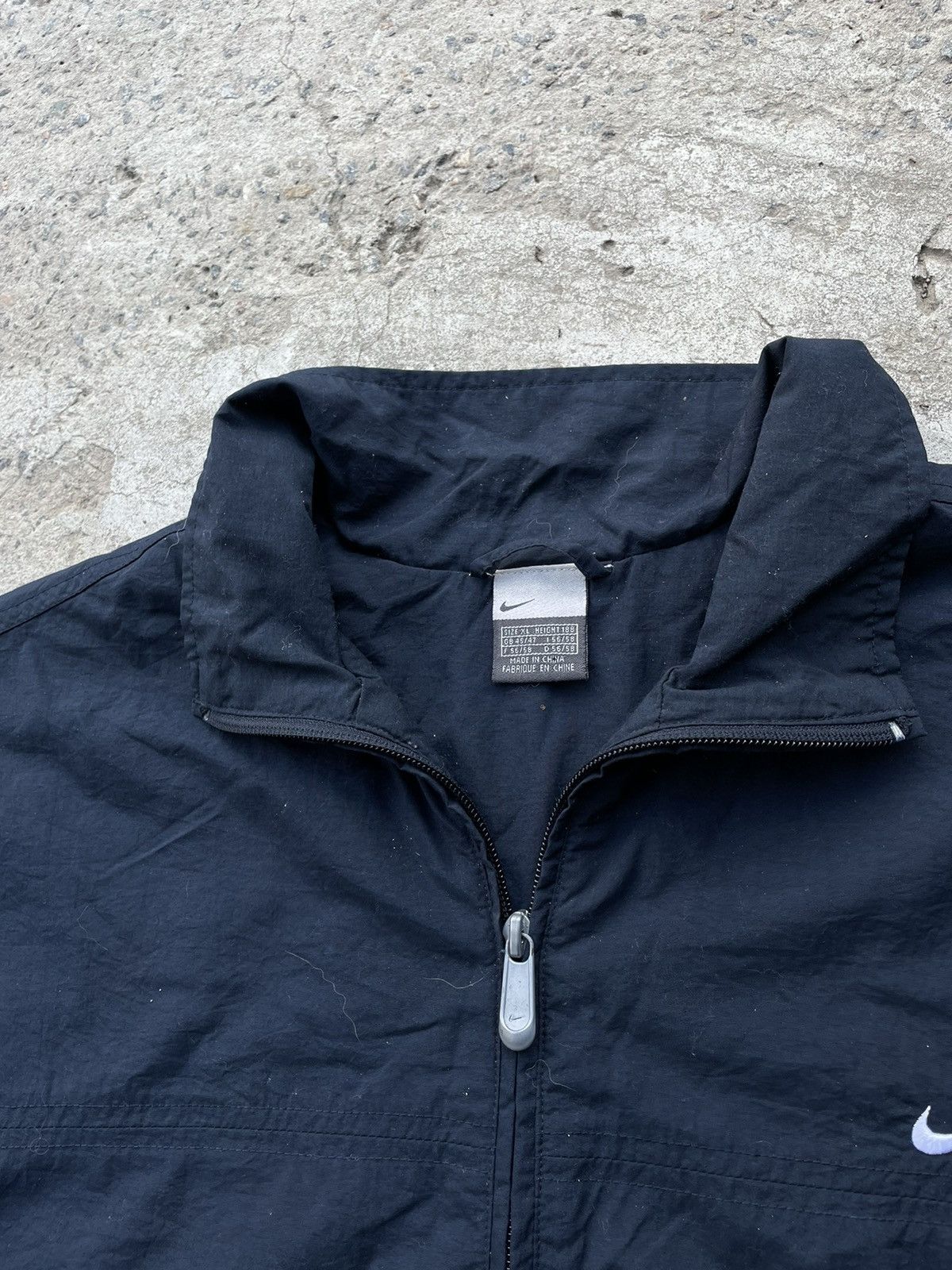 Nike Vintage Nike Y2k Nylon Track Drill Windbreaker OG Jacket Size US L / EU 52-54 / 3 - 3 Thumbnail
