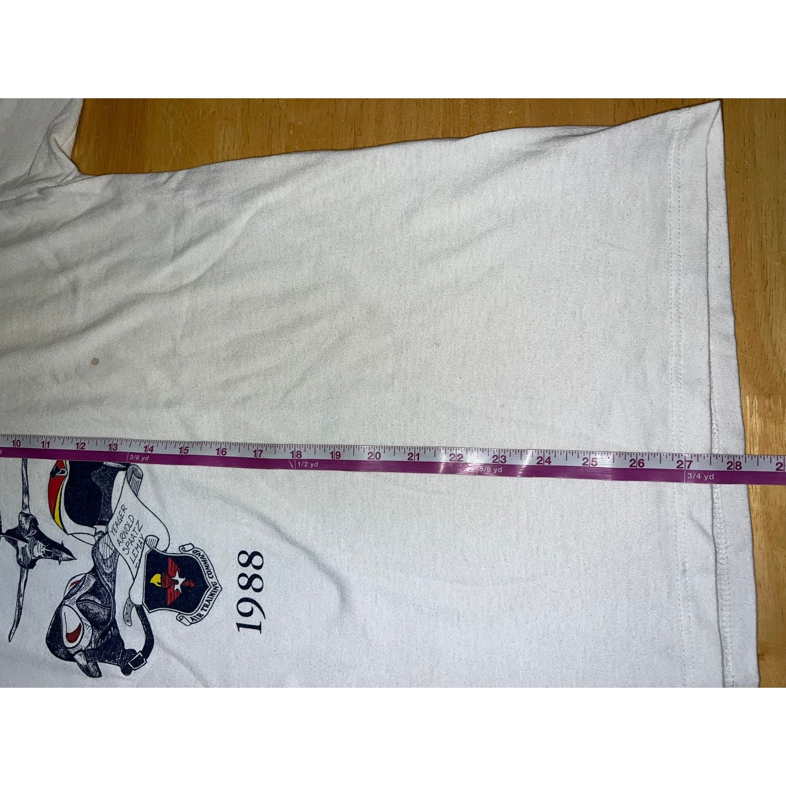 Jerzees Vintage Air Force Pilot Shirt McConnell II USAF 80s Large Size US L / EU 52-54 / 3 - 11 Thumbnail