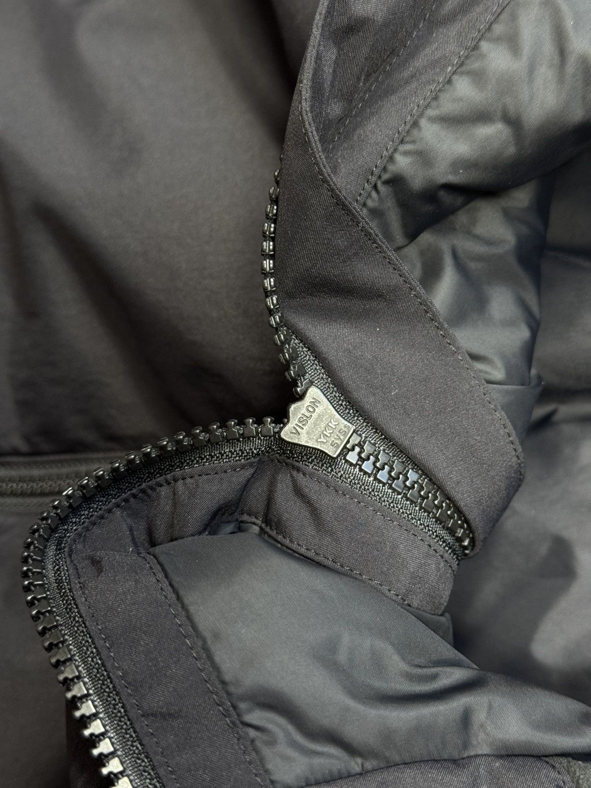 Arc'teryx Arc'teryx Windstopper Insulated Jacket — Black Size US S / EU 44-46 / 1 - 8 Thumbnail