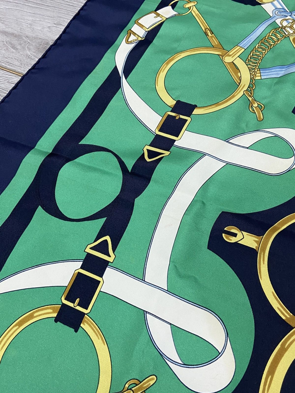 Hermes Eperon d'Or Hermes silk scarf Designed Henri d'Origny1974 Size ONE SIZE - 9 Thumbnail