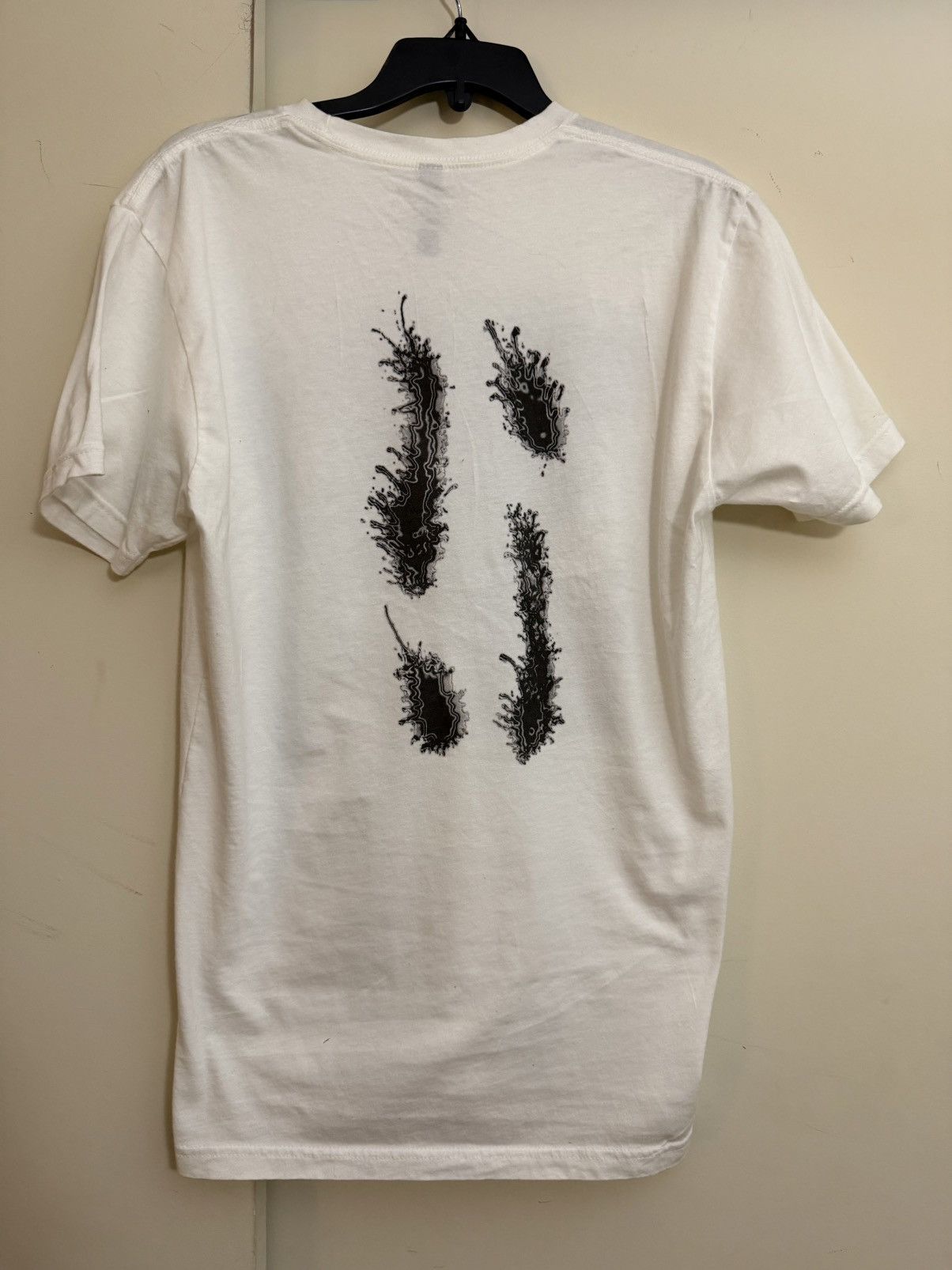 Other lancey foux merch Size US M / EU 48-50 / 2 - 3 Thumbnail