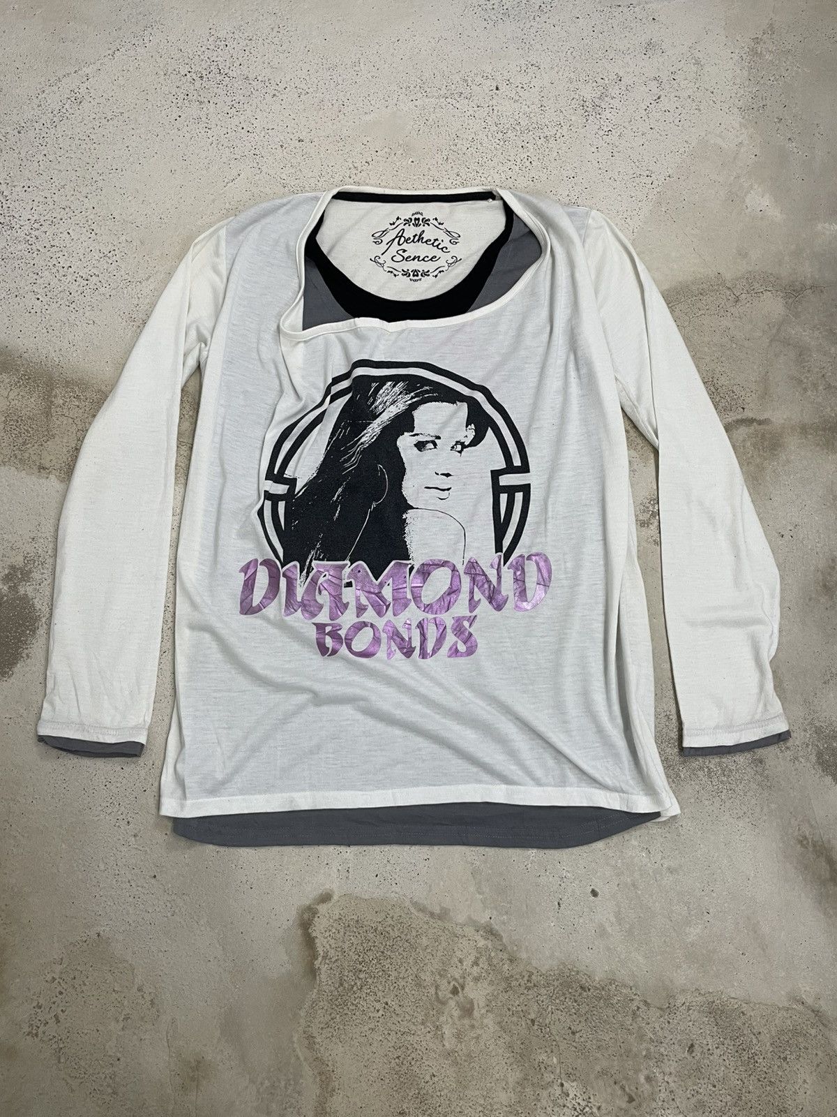 Hysteric Glamour Defect Aethetic Sence Layered Potrait Girl Y2K Diamond Bonds Size US M / EU 48-50 / 2 - 3 Thumbnail