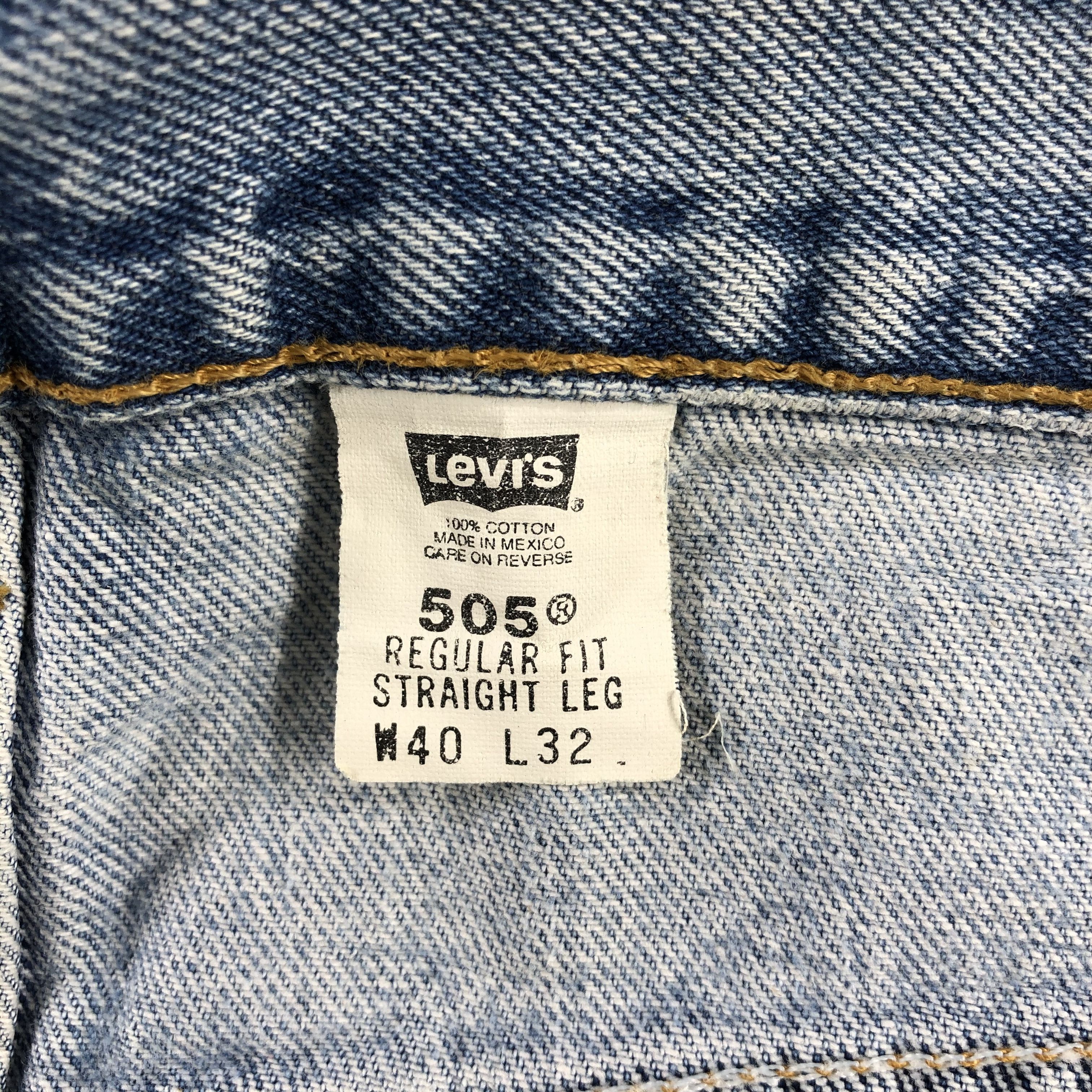 Levi's Vintage 90s Light Wash Levis 505 Jeans-J2126 Size US 39 - 13 Thumbnail