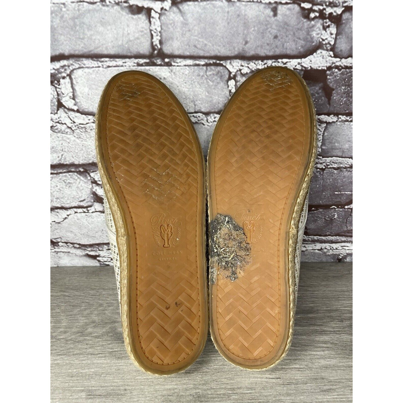 Cole Haan Cole Haan Ivory Leather Perforated Espadrilles Comfort Shoes Size US 8.5 / IT 38.5 - 17 Thumbnail