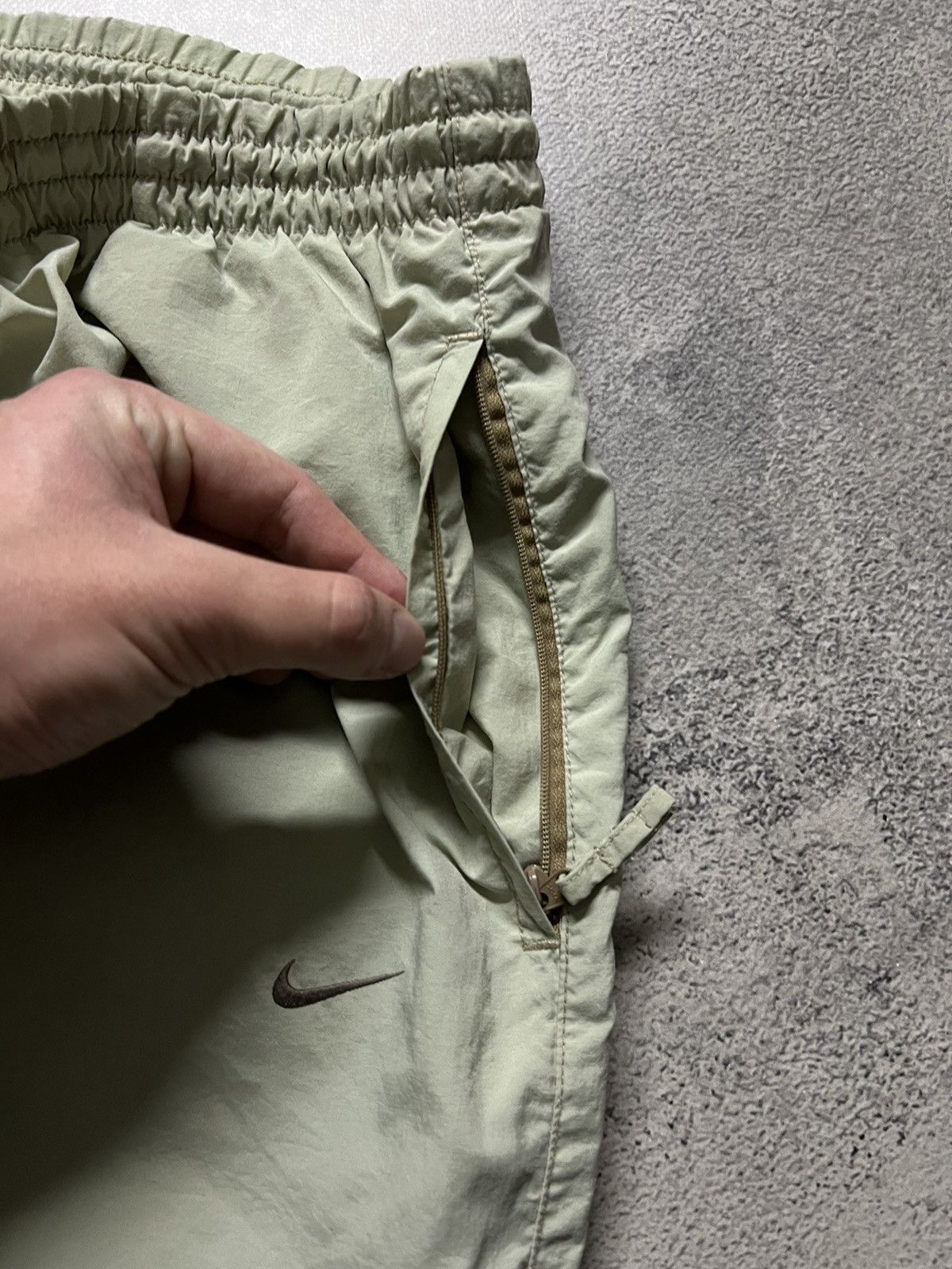 Vintage Vintage Y2K Nike Nylon Mini Swoosh Drill Pants 00’s Size US 36 / EU 52 - 6 Thumbnail