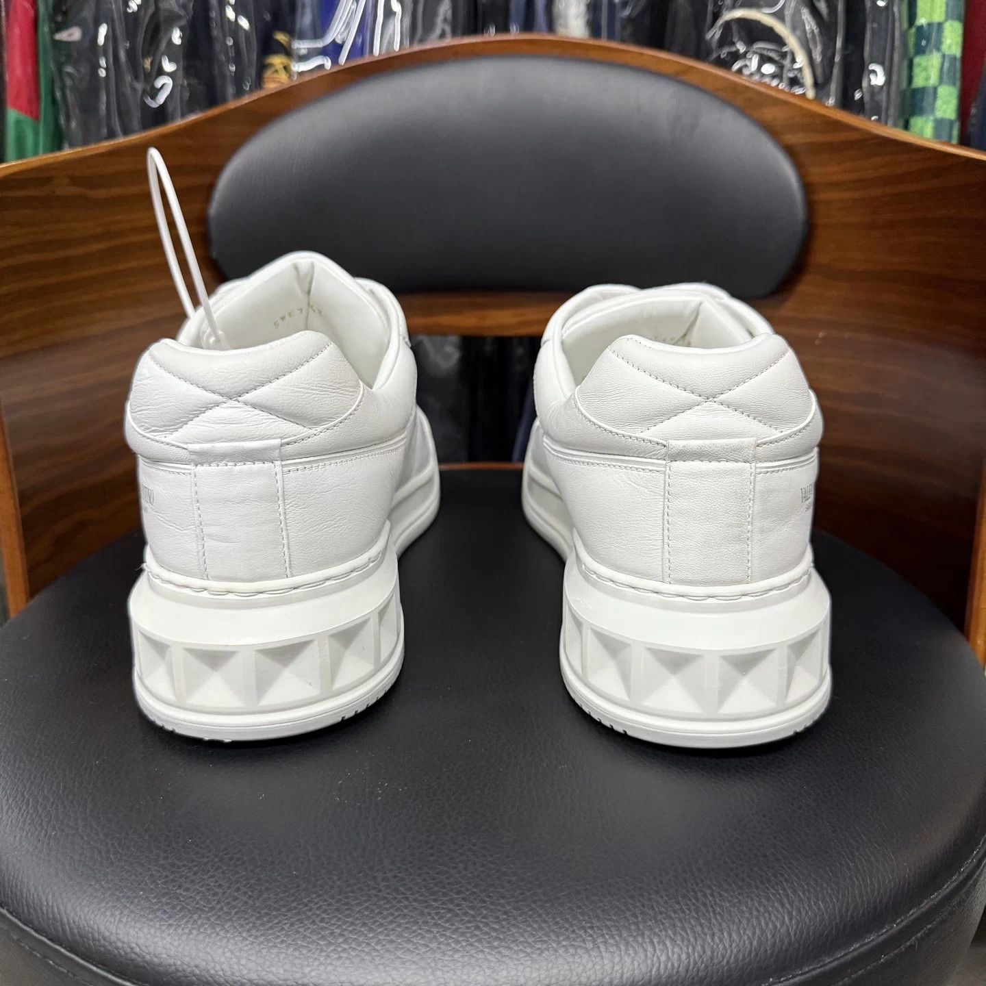 Valentino Valentino Garavani One Stud White 43 Good Size US 10 / EU 43 - 3 Thumbnail