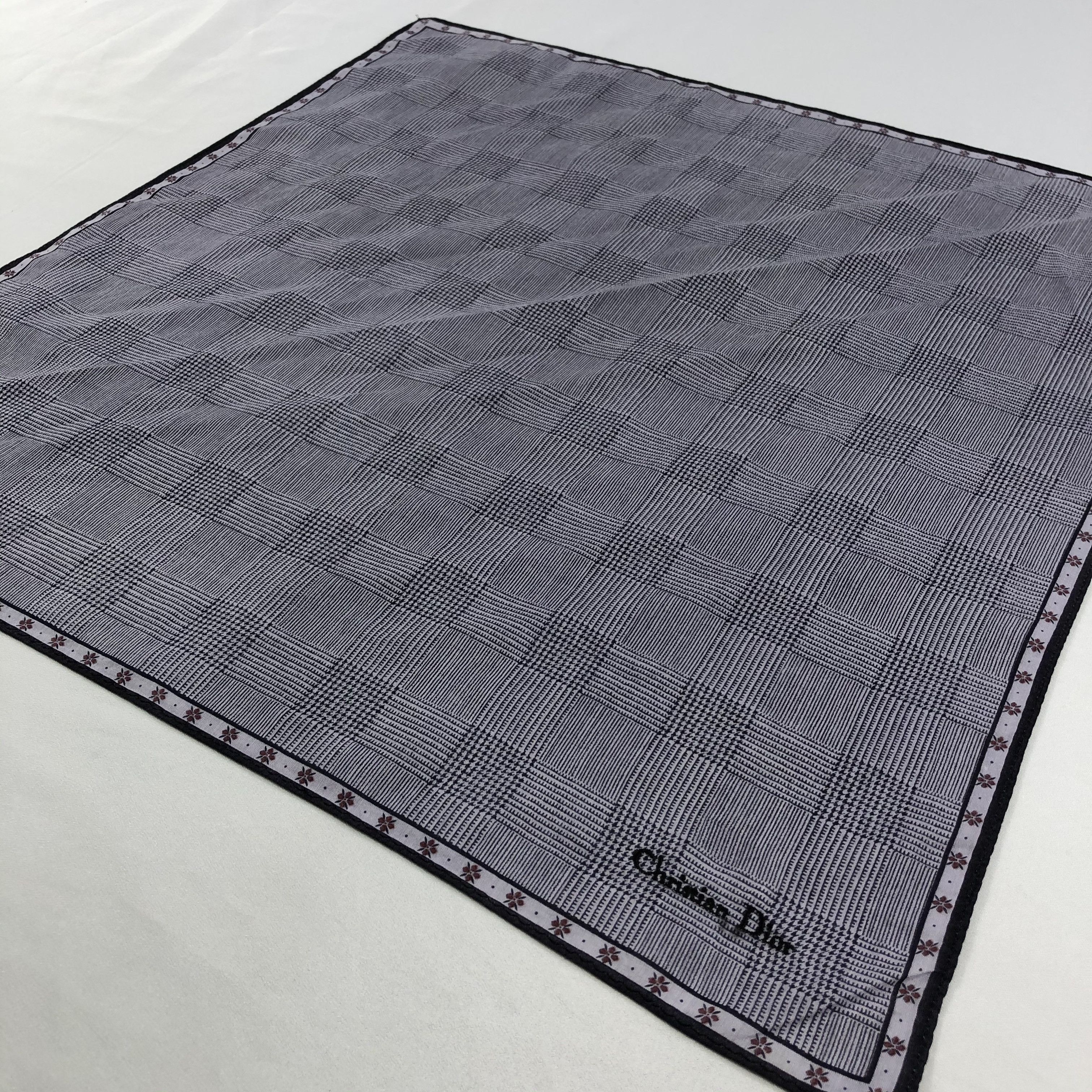 Vintage Christian Dior Neckerchief / Bandana / Handkerchief Size ONE SIZE - 4 Thumbnail
