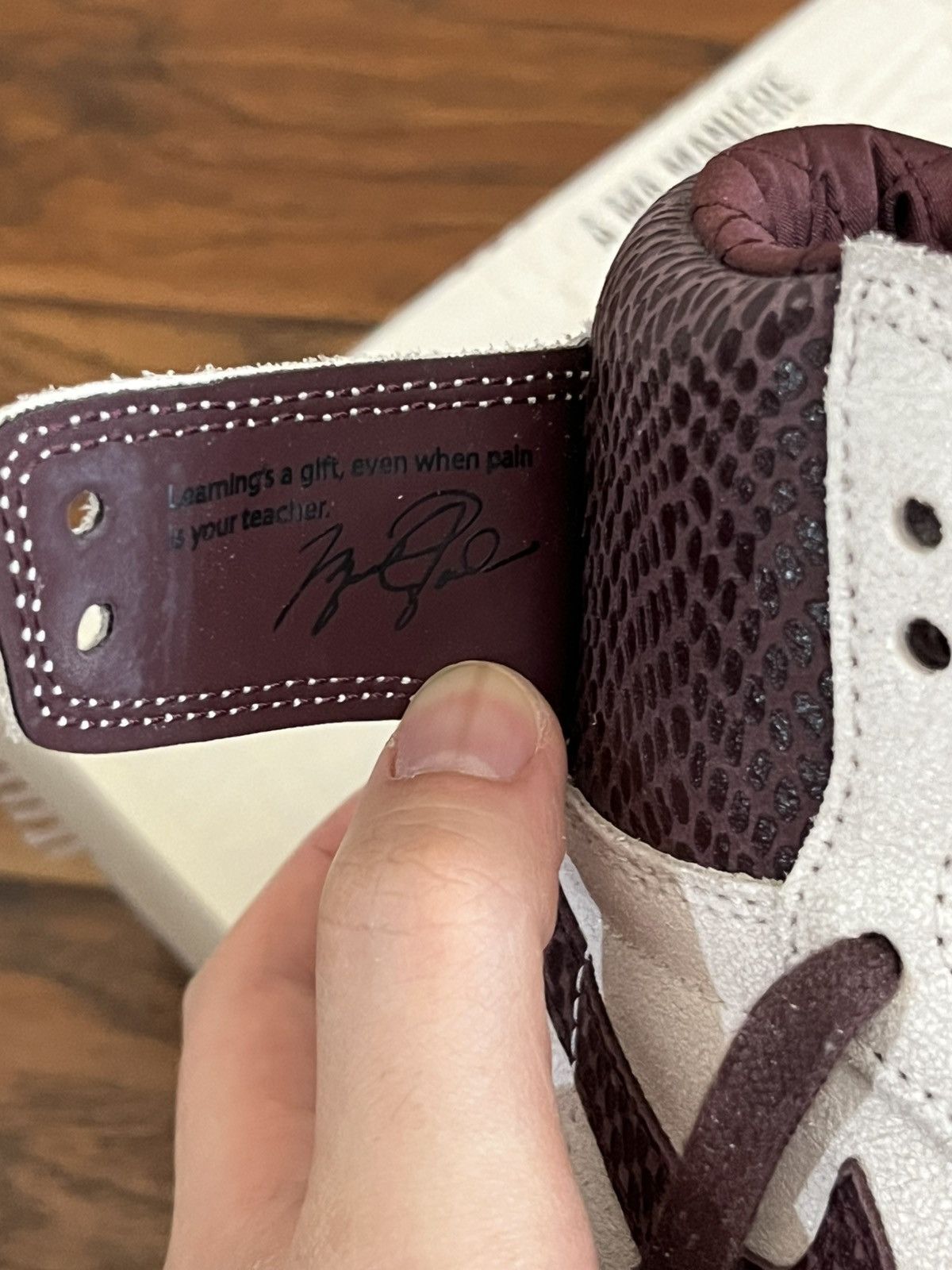 A Ma Maniere × Jordan Brand A Ma Maniere x Jordan 1 High Size US 9 / EU 42 - 9 Thumbnail