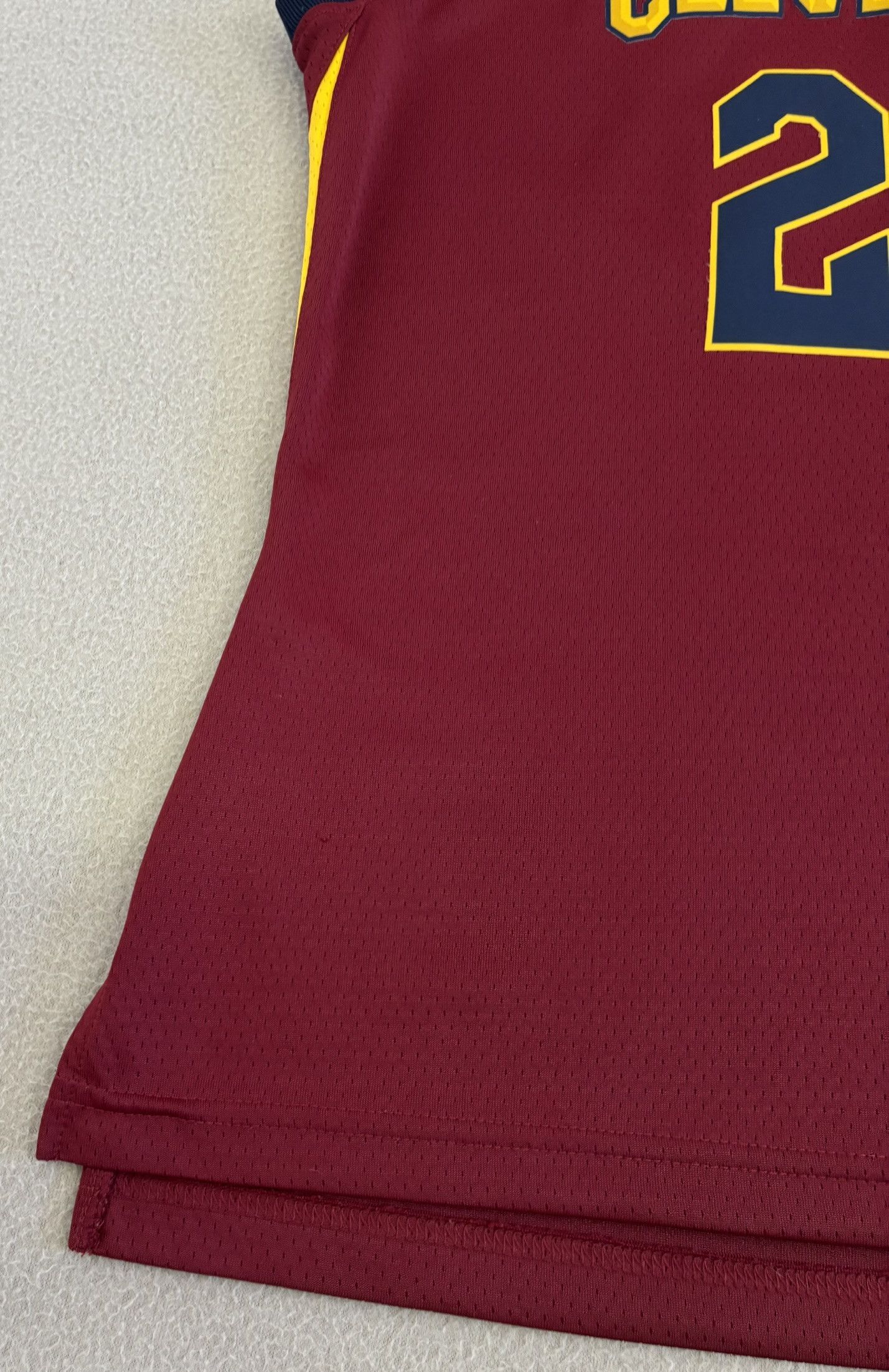 Nike Cleveland Cavaliers 2017/2021 James #23 Nike Icon Edition Size US M / EU 48-50 / 2 - 8 Thumbnail