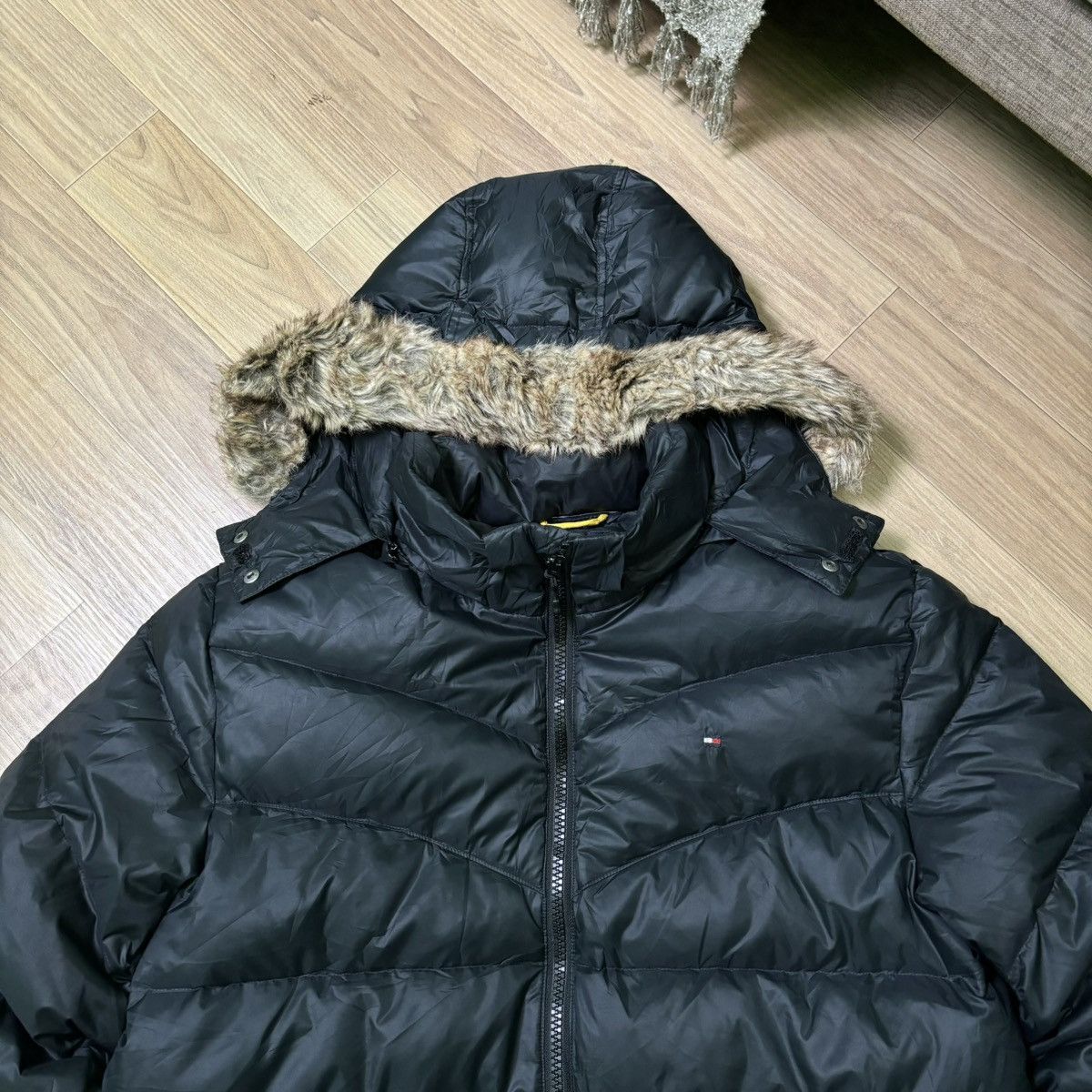 14th Addiction × If Six Was Nine × Le Grande Bleu (L.G.B.) Vintage Tommy Hilfiger fur Jacket down puffer LGB style Size US L / EU 52-54 / 3 - 12 Thumbnail