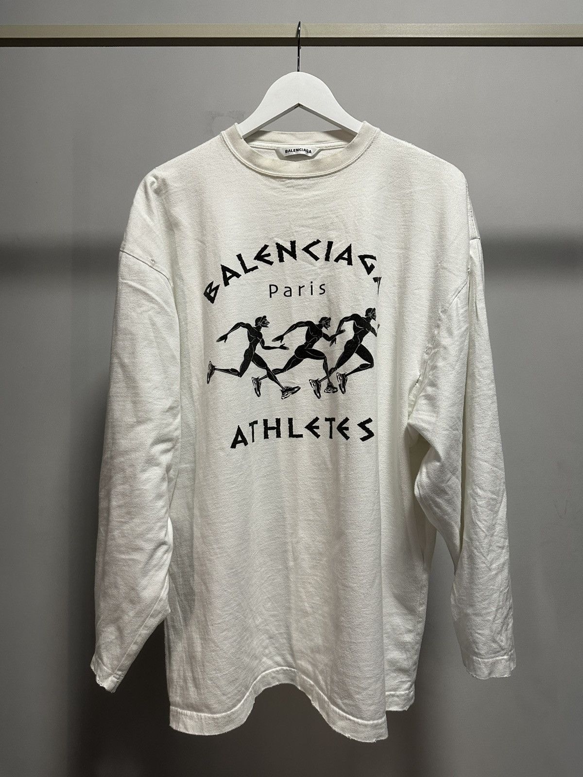 Balenciaga Balenciaga distressed athletes longsleeve Size US M / EU 48-50 / 2 - 1 Thumbnail