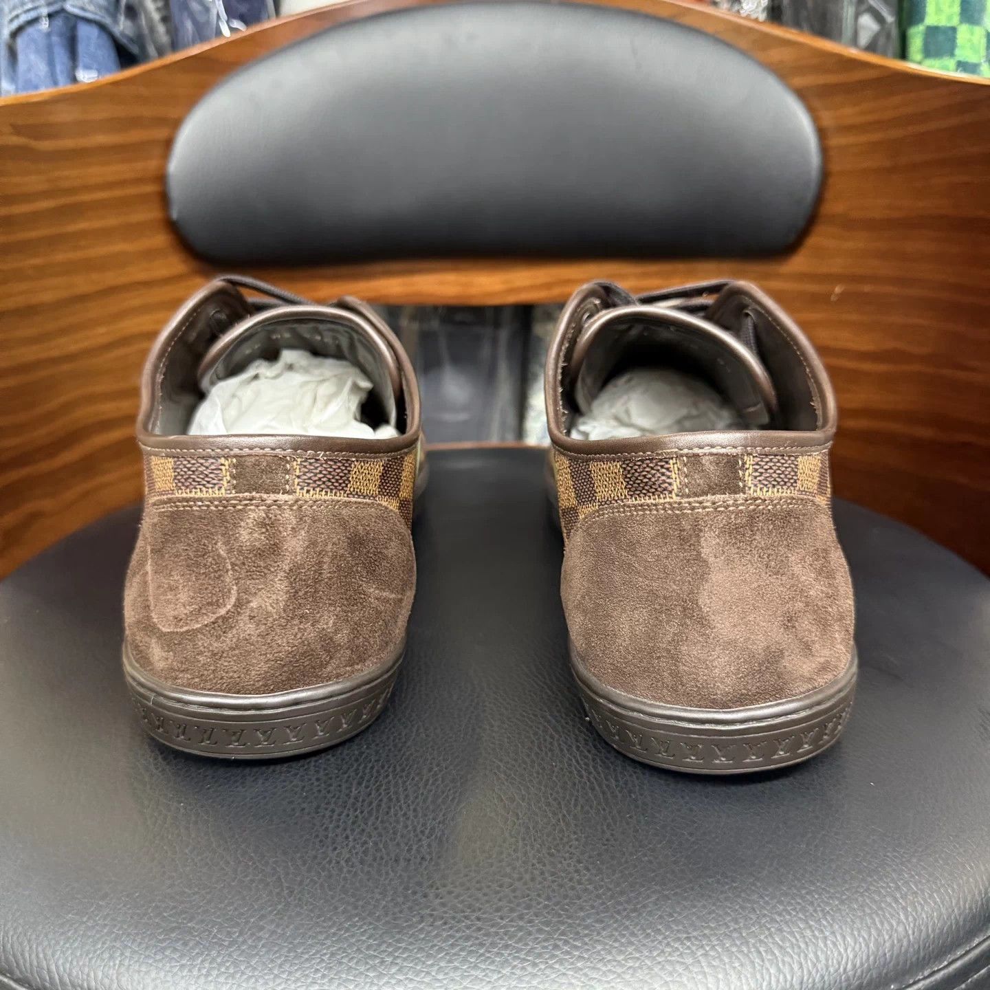 Louis Vuitton LV Monogram All Over Print Sneaker 8.5/10 Excellent Size US 8.5 / EU 41-42 - 3 Thumbnail