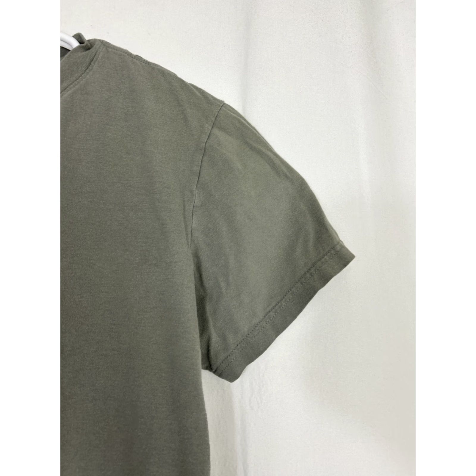The North Face The North Face Men T-Shirt Short Sleeve Olive Green Floral Medium Size US M / EU 48-50 / 2 - 4 Thumbnail