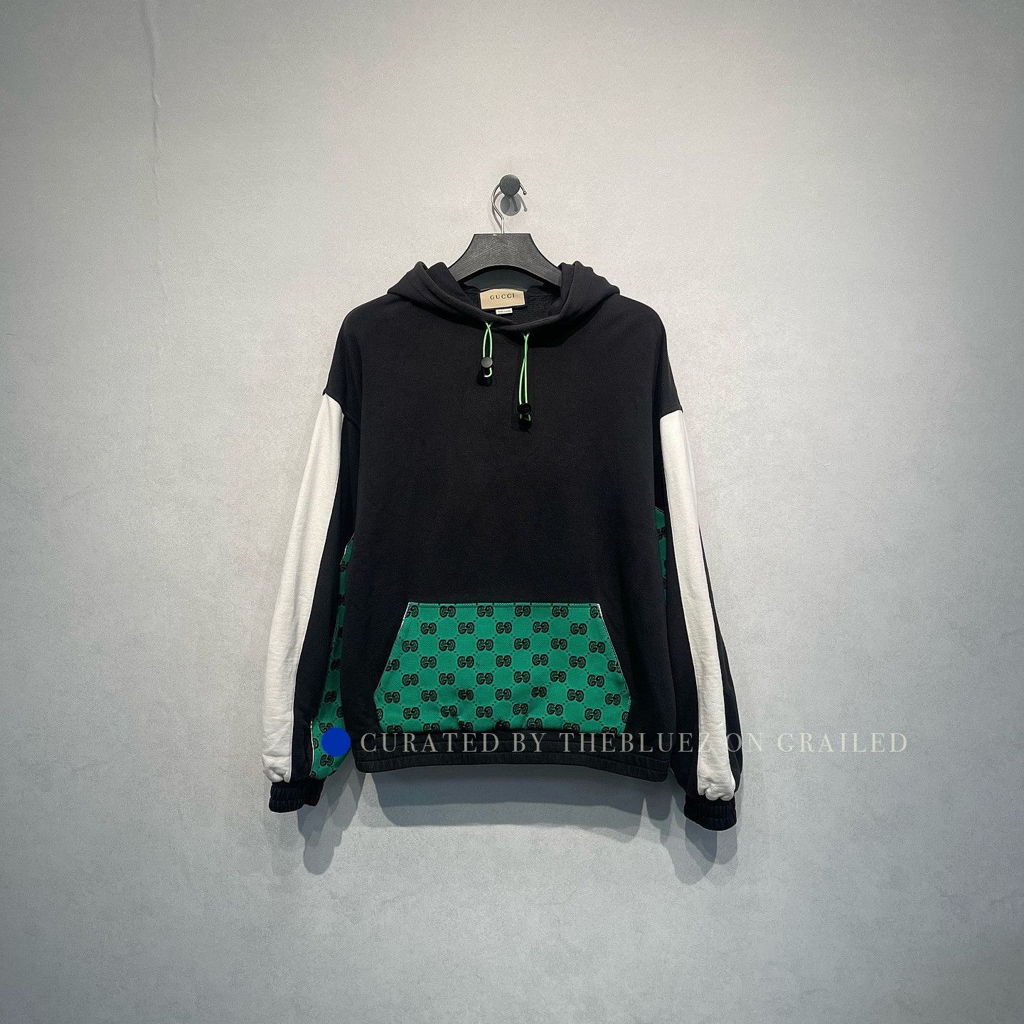 Gucci GG Logo Patch Hoodie in Black Size US S / EU 44-46 / 1 - 1 Thumbnail