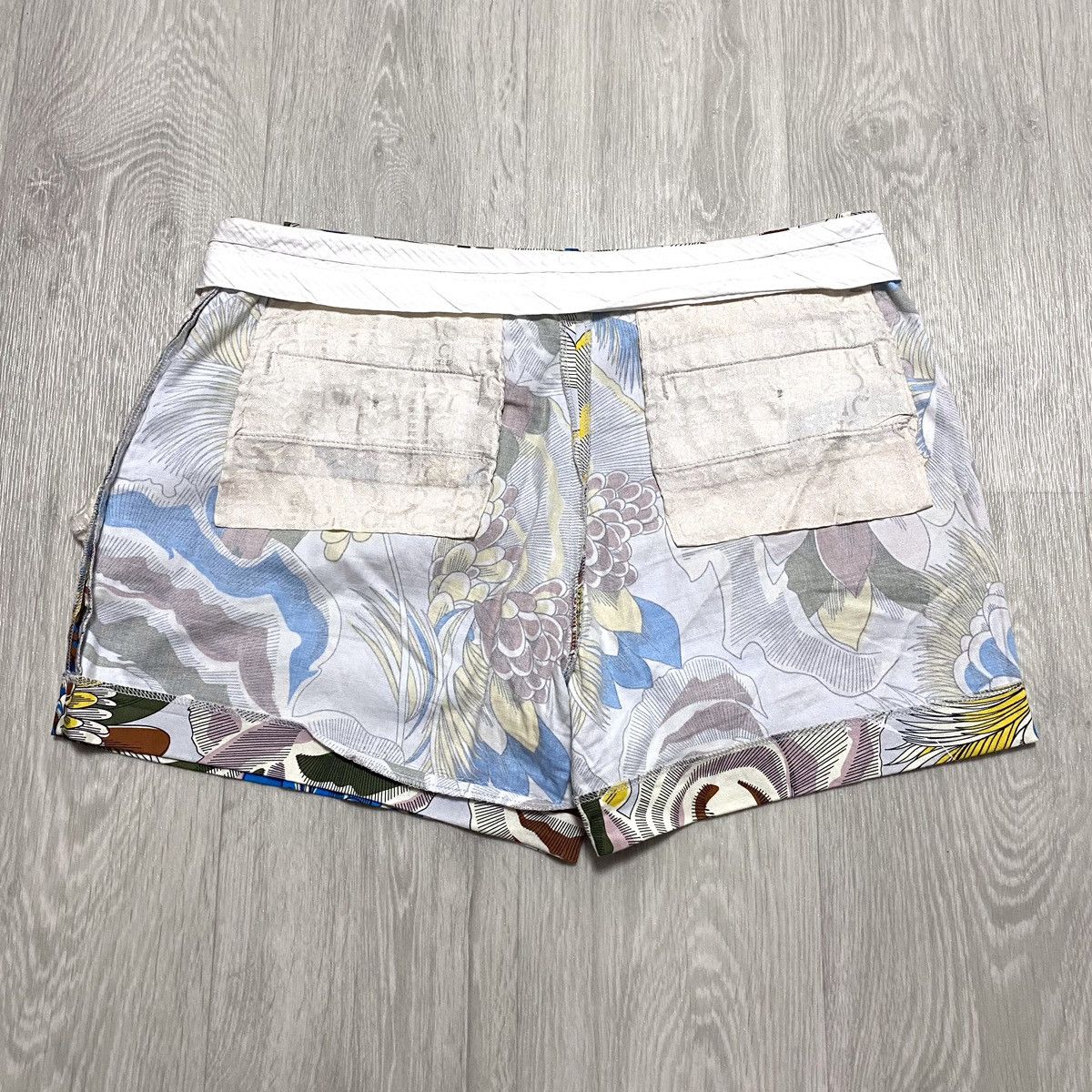 Iceberg Women’s Iceberg Full Print Floral Flower Cotton Shorts Size 28" / US 6 / IT 42 - 14 Thumbnail