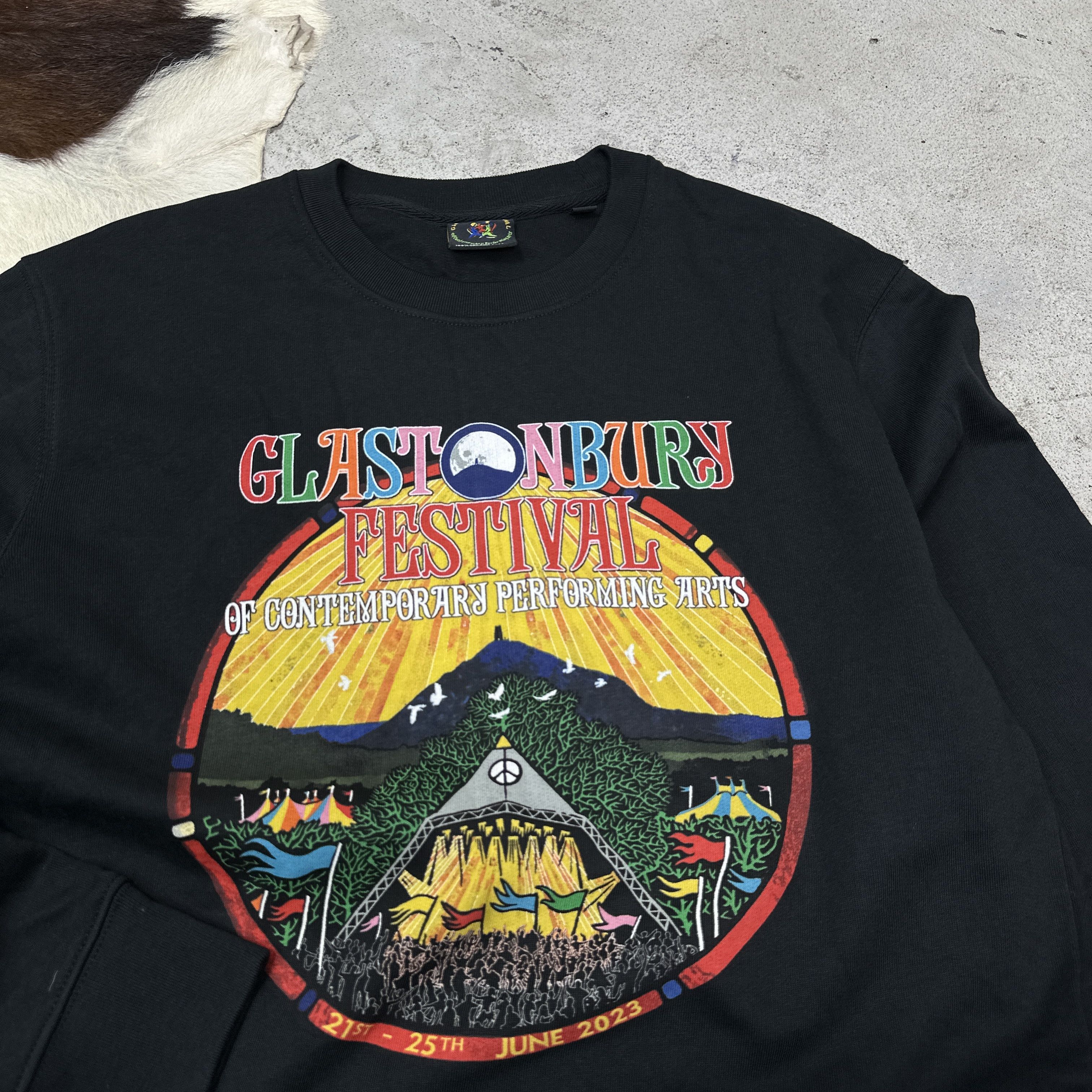 Vintage Vintage Streetwear Glastonbury Festival Sweatshirt 90s Size US M / EU 48-50 / 2 - 3 Thumbnail
