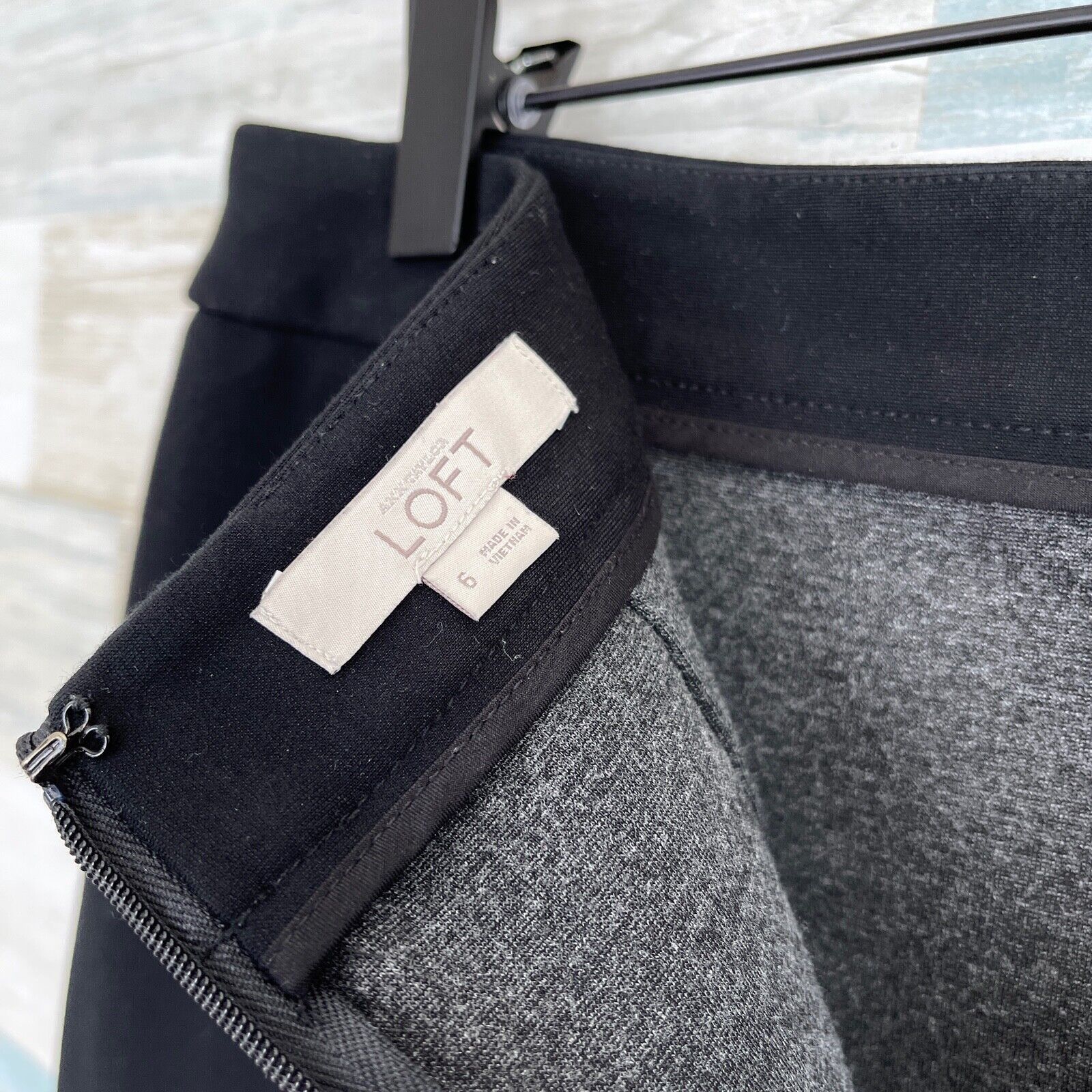 Loft LOFT Colorblock Ponte Pencil Skirt Black Gray Womens 6 Size 28" / US 6 / IT 42 - 6 Thumbnail