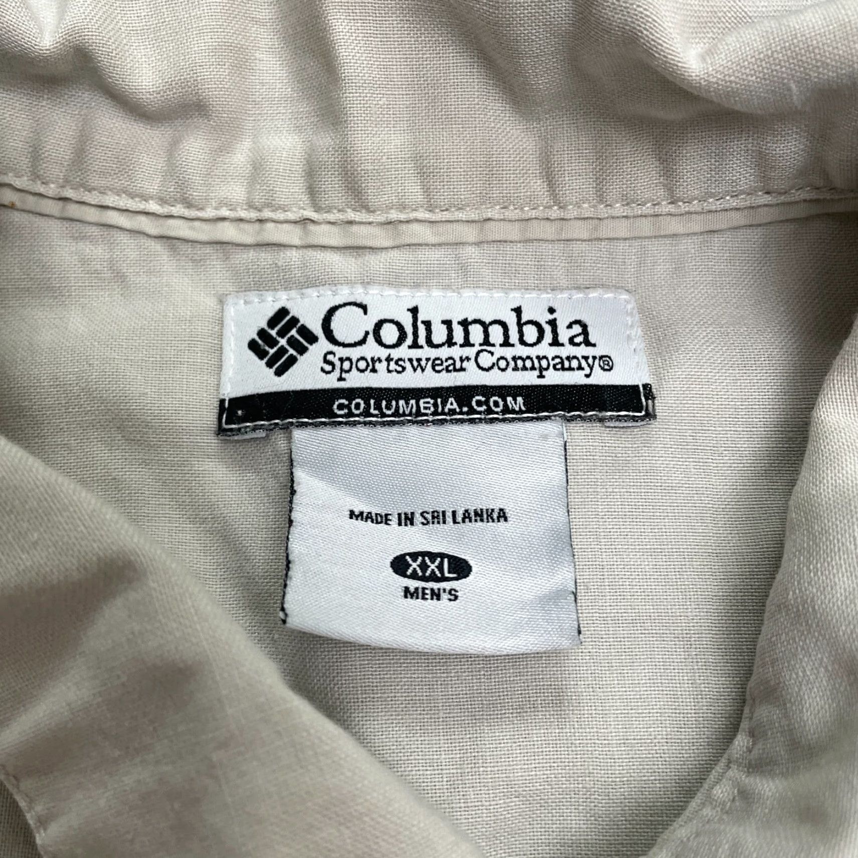 Vintage Columbia Shirt Mens 2XL Gray Short Sleeve Button-Down Pocket Casual Size US XXL / EU 58 / 5 - 7 Thumbnail