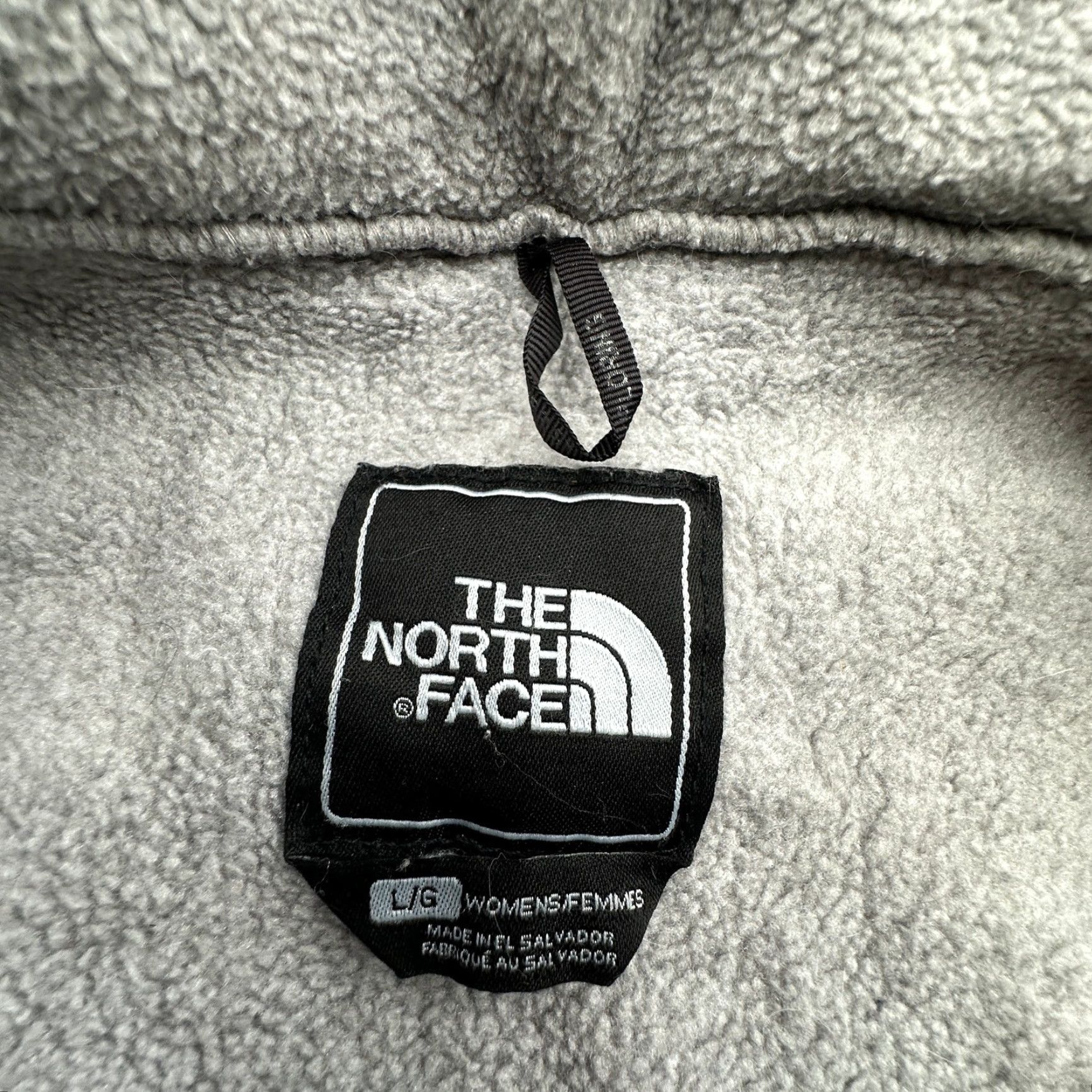 The North Face The North Face Denali Gray Fleece Full Zip Jacket Womens Large ANLP Jacket Women L Gray Full Zip Pockets Embroidered Logo Outdoor Seasonal Size L / US 10 / IT 46 - 2 Thumbnail