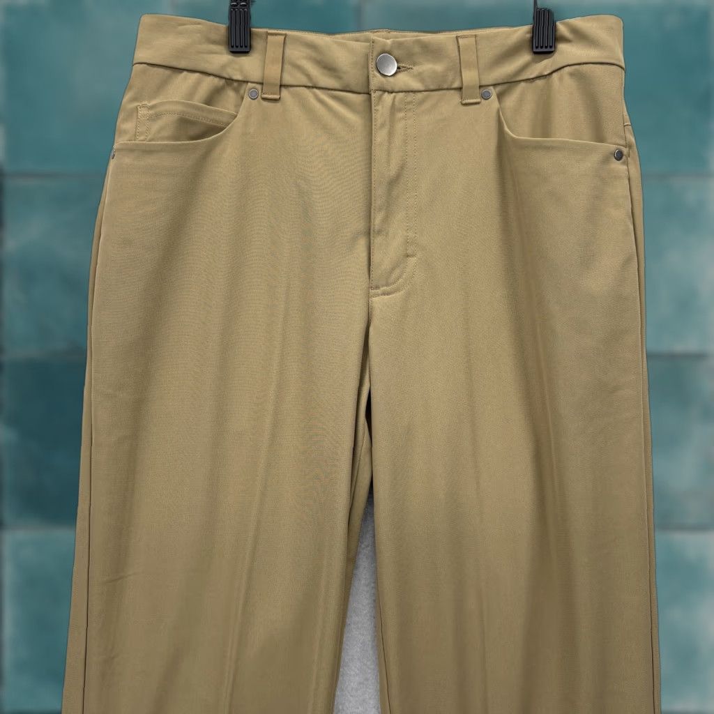 Vintage VRST Khakis Pants Mens 30x32 Be ige Stretch Slim Taper 30x30 Pockets Golf Regular Straight Solid 30 Inseam 30 In Spring Summer Fall Mens Size US 30 / EU 46 - 1 Thumbnail