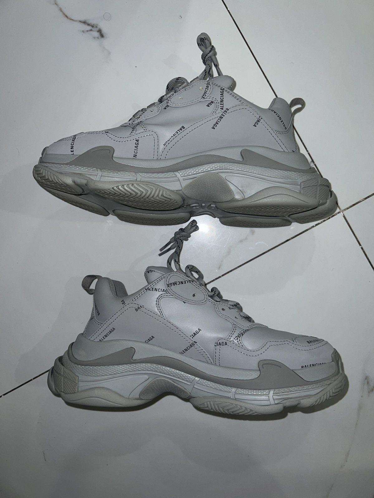 Balenciaga Balenciaga Triple S Allover Logo Gray Size US 10 / EU 43 - 8 Thumbnail