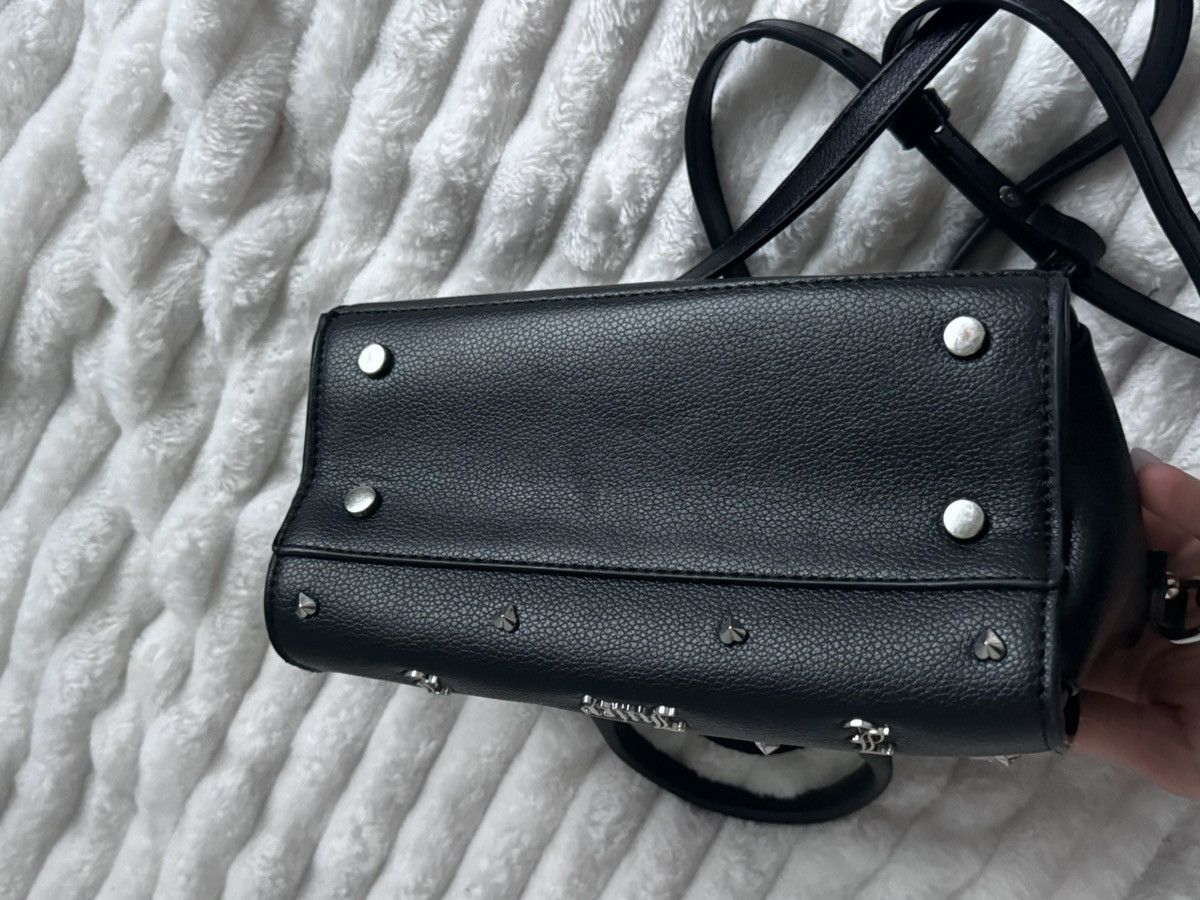 Juicy Couture Juicy Couture Black Faux Leather Barrel Bag Silver Studded Size ONE SIZE - 15 Thumbnail