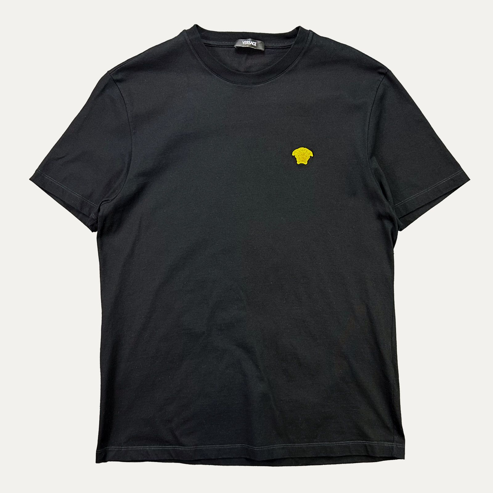 Versace Versace Embroidered Pocket Logo T-Shirt Size US XXL / EU 58 / 5 - 1 Thumbnail
