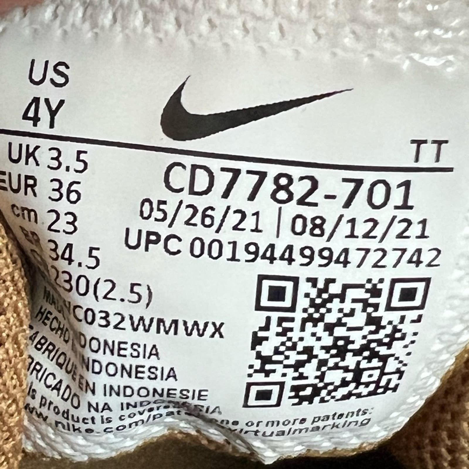 Nike Nike Court Borough Mid 2 GS Wheat Black Sneakers Youth SZ 4Y Size US 5.5 / IT 35.5 - 6 Thumbnail