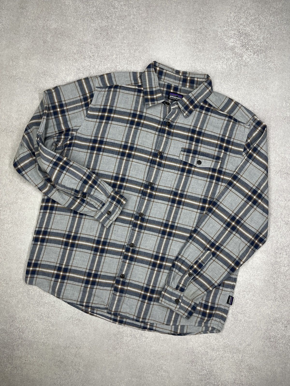 Patagonia Mens Patagonia Fjord Flannel Checked Shirt Outdoor Size XL Size US XL / EU 56 / 4 - 1 Thumbnail