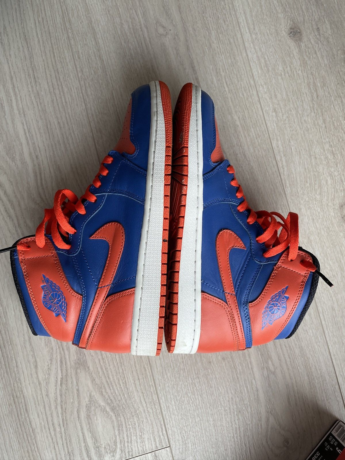Jordan Brand Air Jordan 1 High Knicks NYK 42 8.5 Orange blue Size US 8.5 / EU 41-42 - 2 Thumbnail