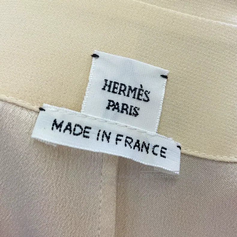 Hermes Hermes Beige V-neck short-sleeved dress Size XXS / US 00 / IT 34 - 4 Thumbnail