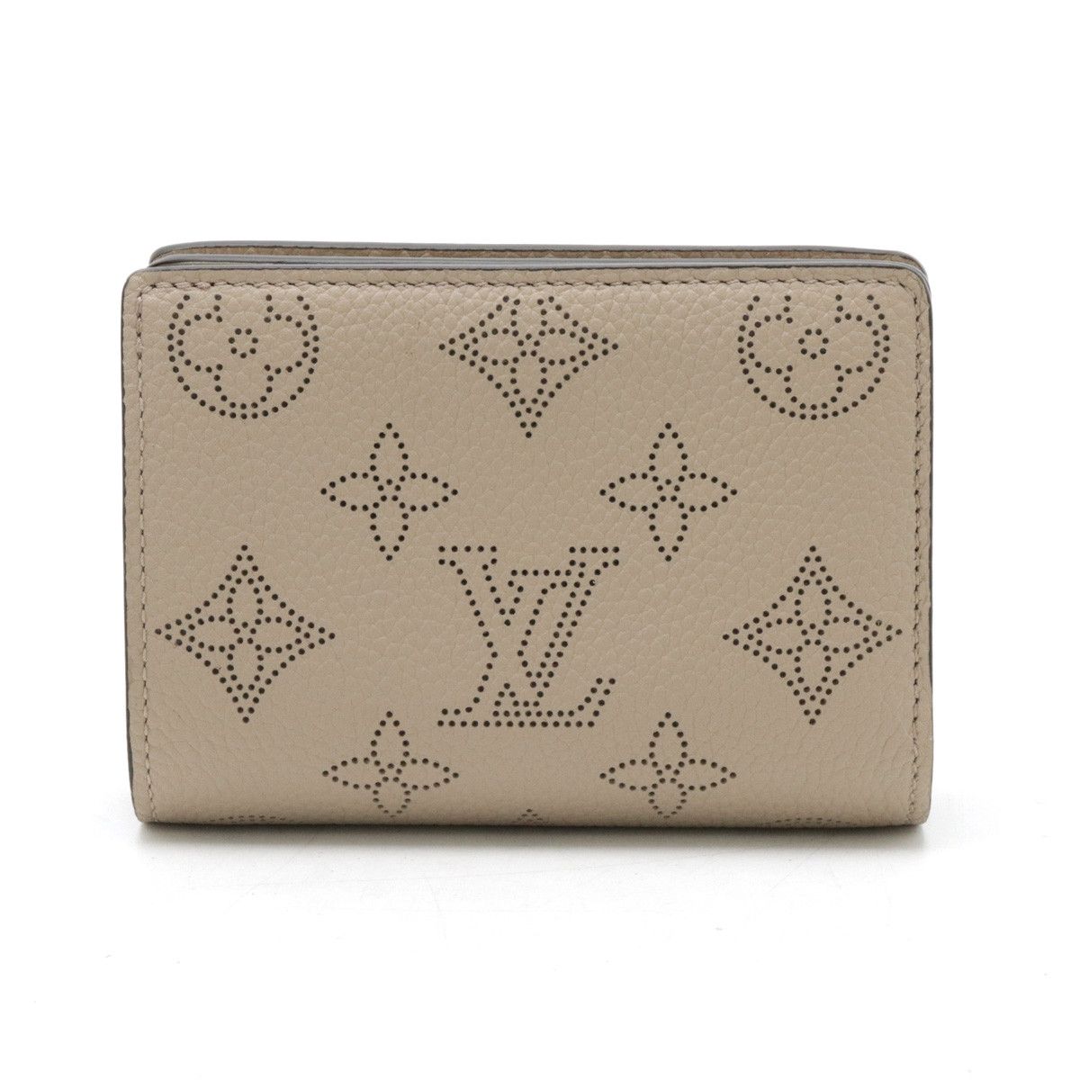 Louis Vuitton Louis Vuitton Louis Vuitton Mahina Leather Monogram Claire Compact Wallet M80817 Leather Short Wallet M80817 in Pristine Condition Size ONE SIZE - 1 Thumbnail