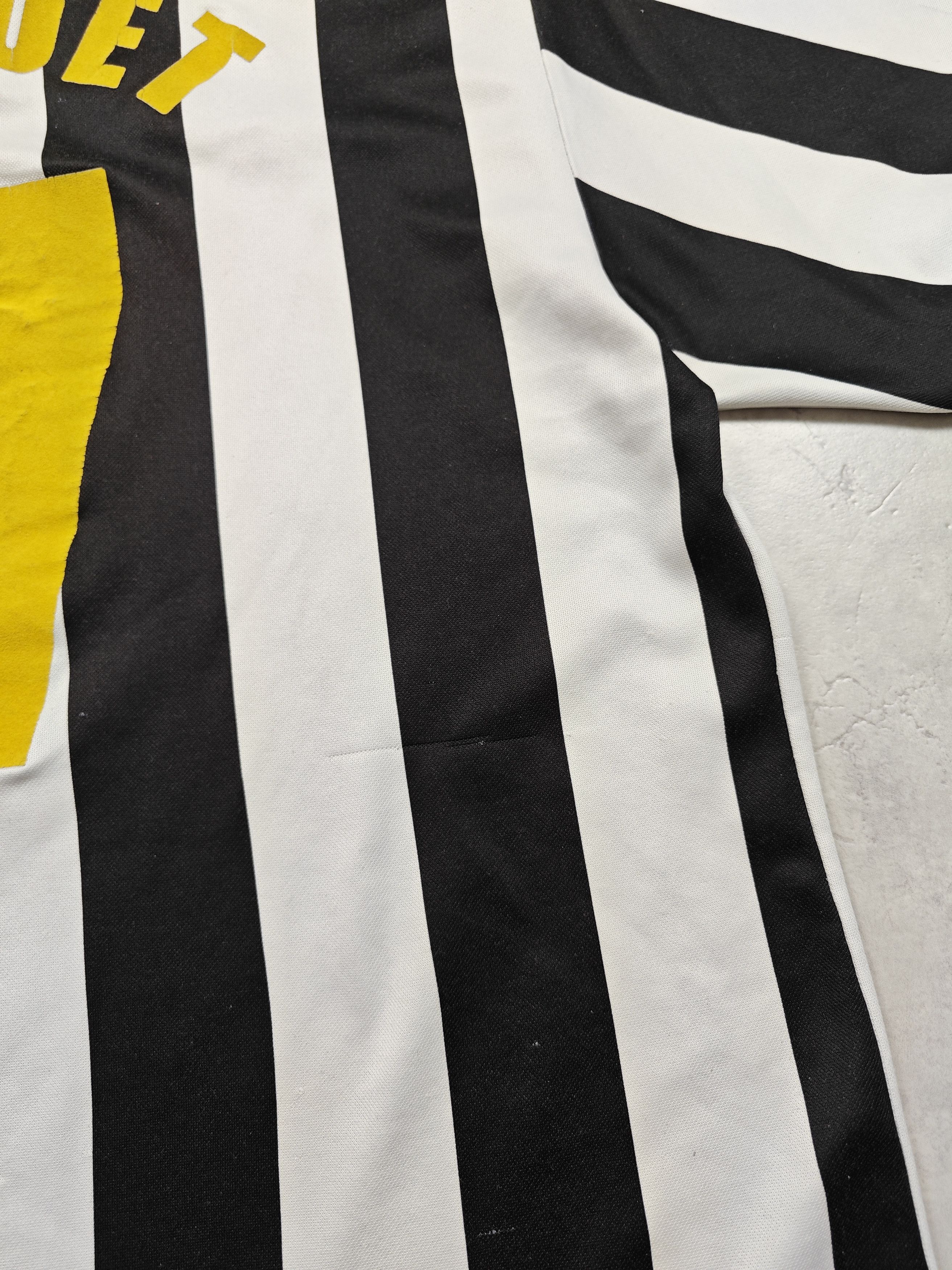 Kappa Kappa Juventus 1998 TREZEGUET 17 Size US L / EU 52-54 / 3 - 14 Thumbnail
