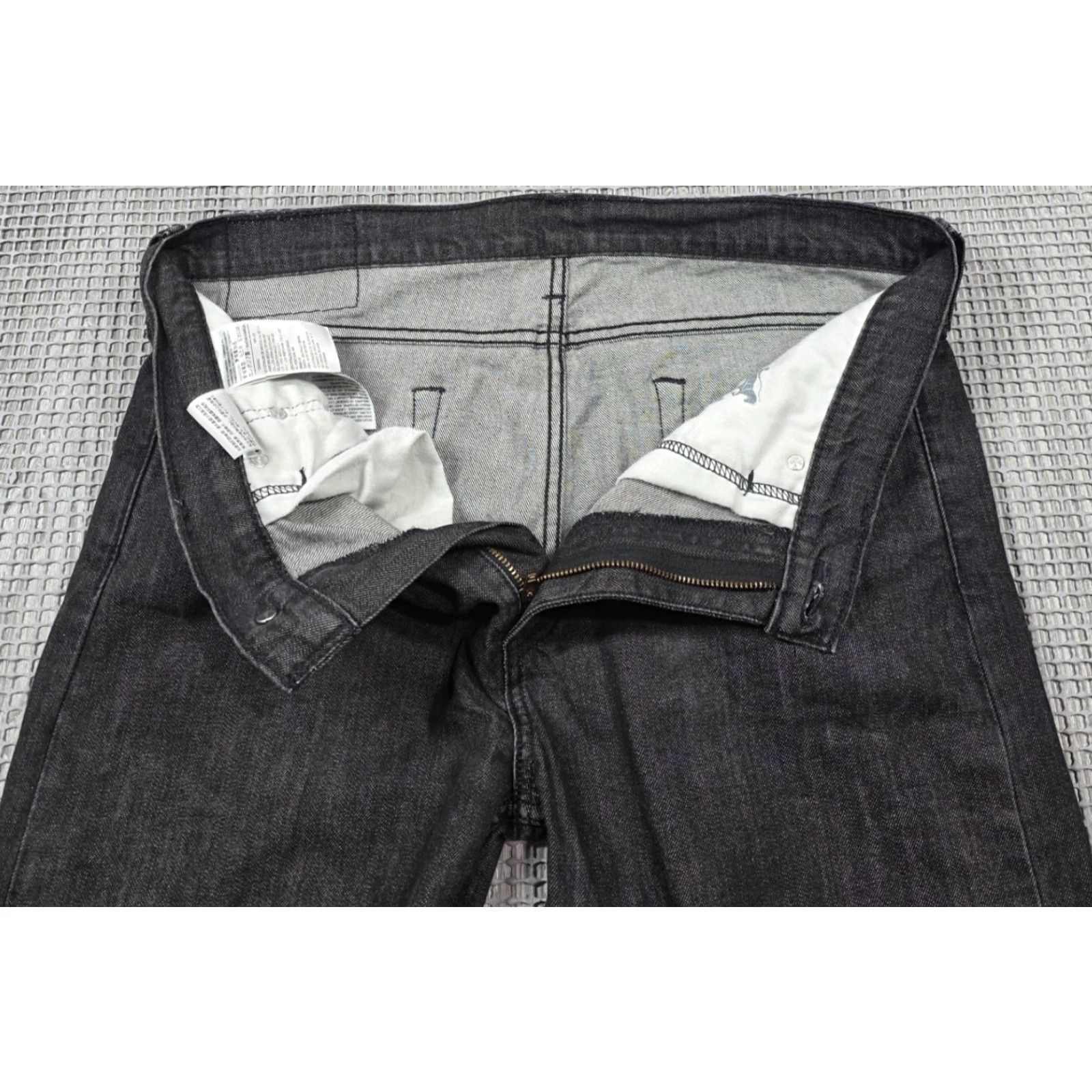 Levi's LEVIS 510 Slim Fit Jeans Men Size 34X32 Distressed Fade Black Red Tab Levi's 510 Jeans Slim Denim Regular 34 Mens Size US 34 / EU 50 - 6 Thumbnail