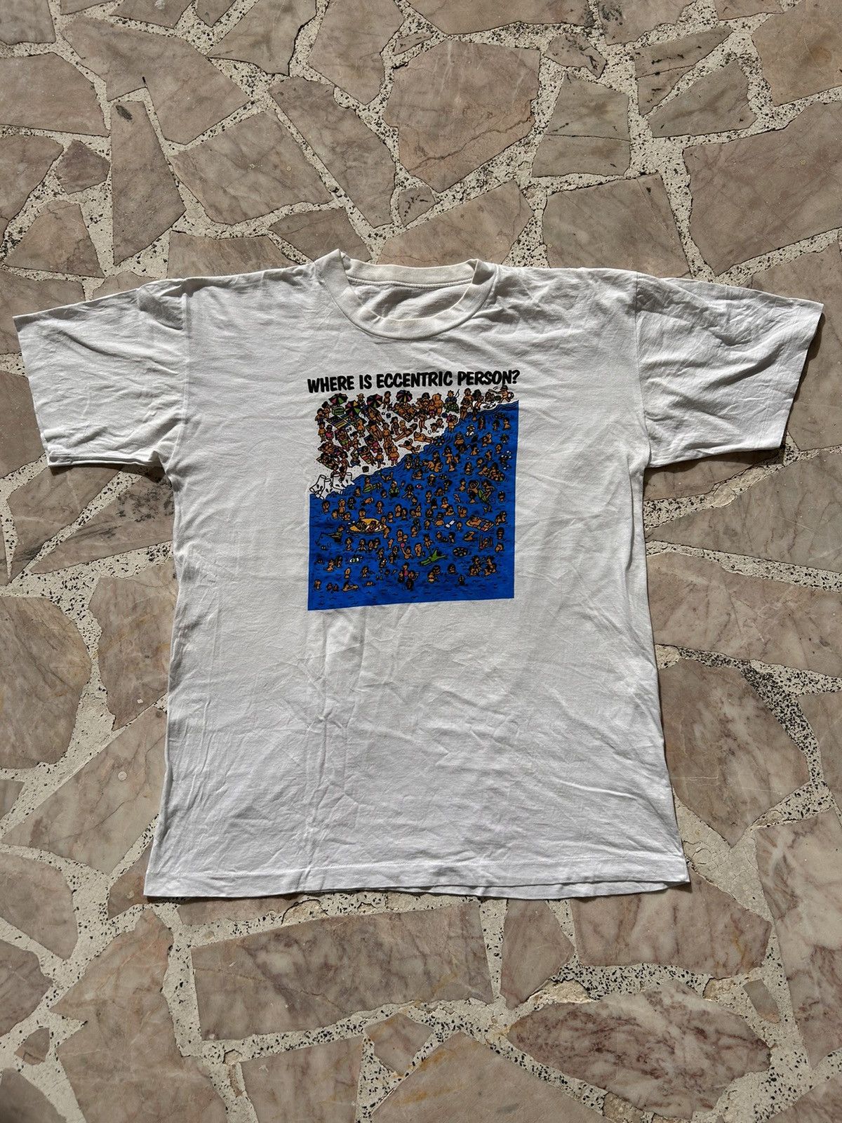 Vintage Vintage Where is the Eccentric Person ? tee Size US L / EU 52-54 / 3 - 2 Thumbnail