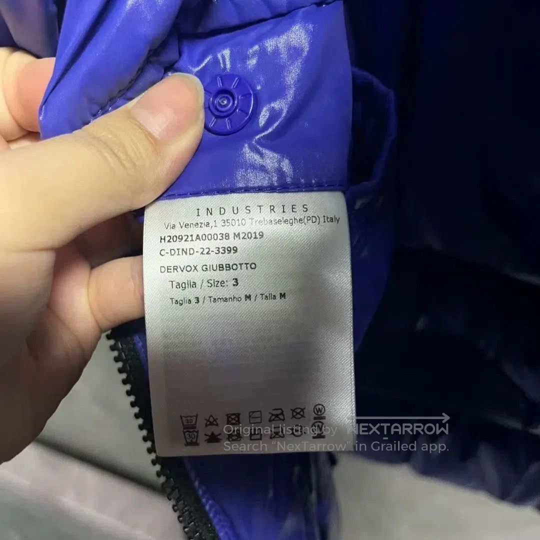 Moncler moncler black down jacket with logo collar. Size US M / EU 48-50 / 2 - 4 Thumbnail