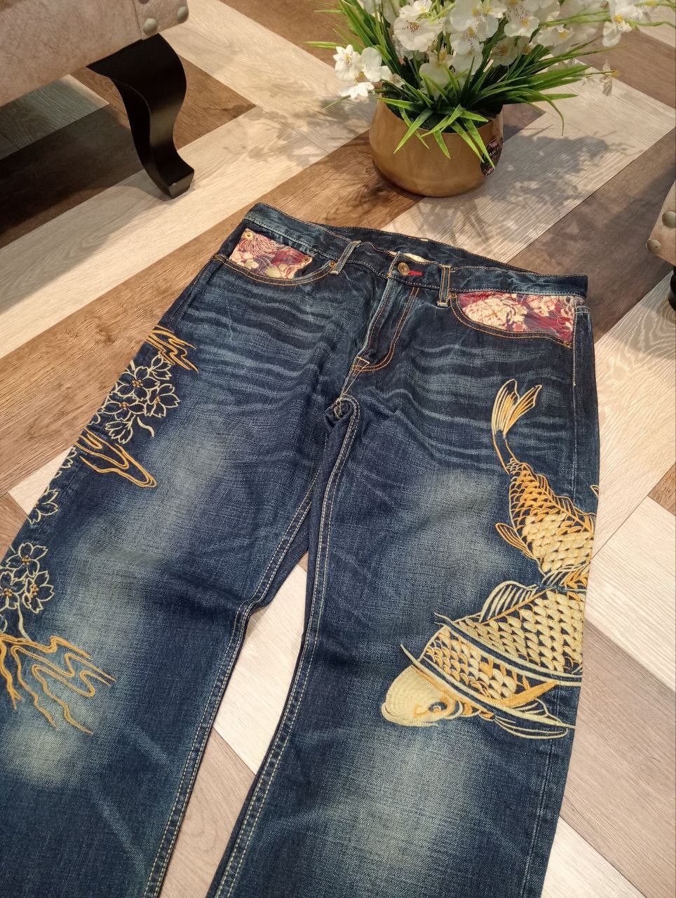 Eternal ETERNAL JAPAN SUKAJAN SUGOI FISH EMBROIDERY BLUE DENIM PANTS Size US 34 / EU 50 - 4 Thumbnail