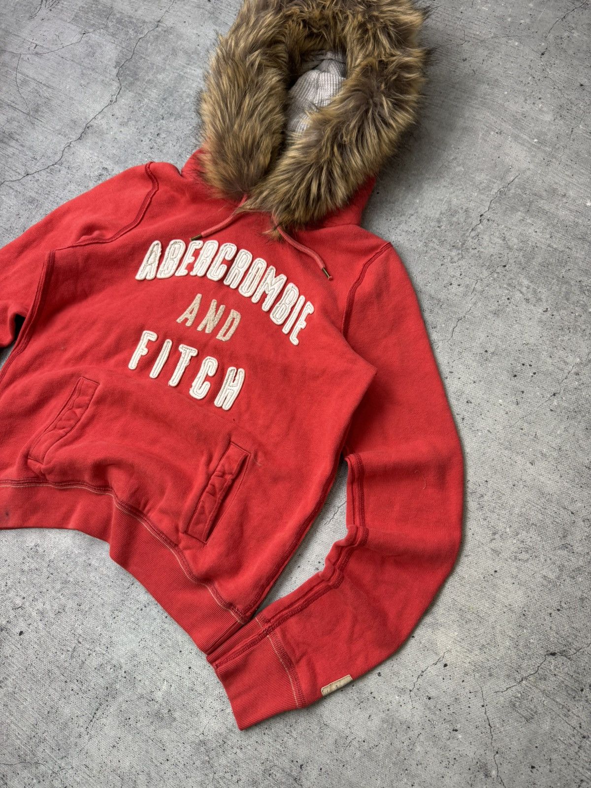 Abercrombie & Fitch Abercrombie & Fitch Y2K LGB IfSixWasNine Faux Fur Zip Hoodie Size US S / EU 44-46 / 1 - 3 Thumbnail