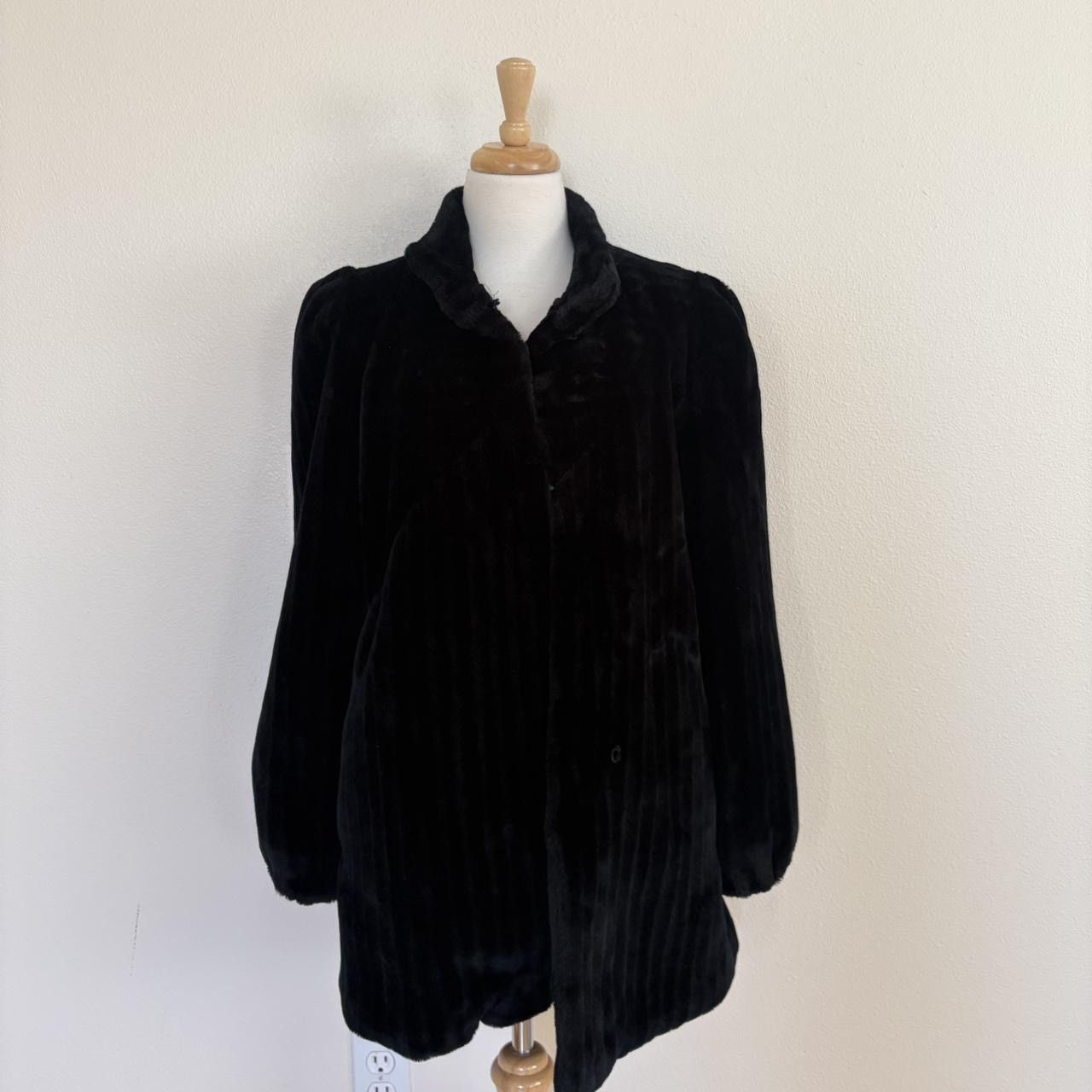 Other Vintage 90’s Borgessa Faux Fur Coat Size M / US 6-8 / IT 42-44 - 1 Thumbnail