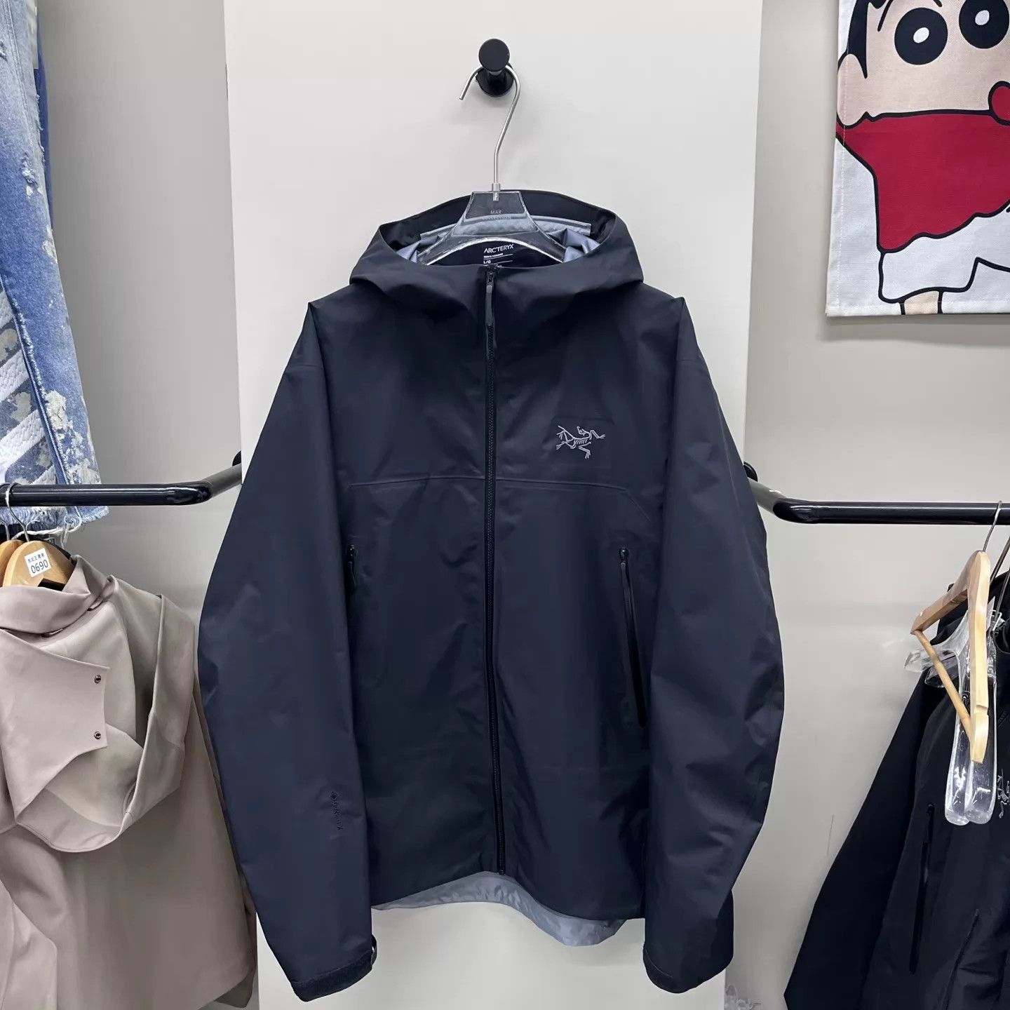 Arc'teryx Arcteryx Beta Hard Shell Jacket Men's L Size US L / EU 52-54 / 3 - 2 Thumbnail
