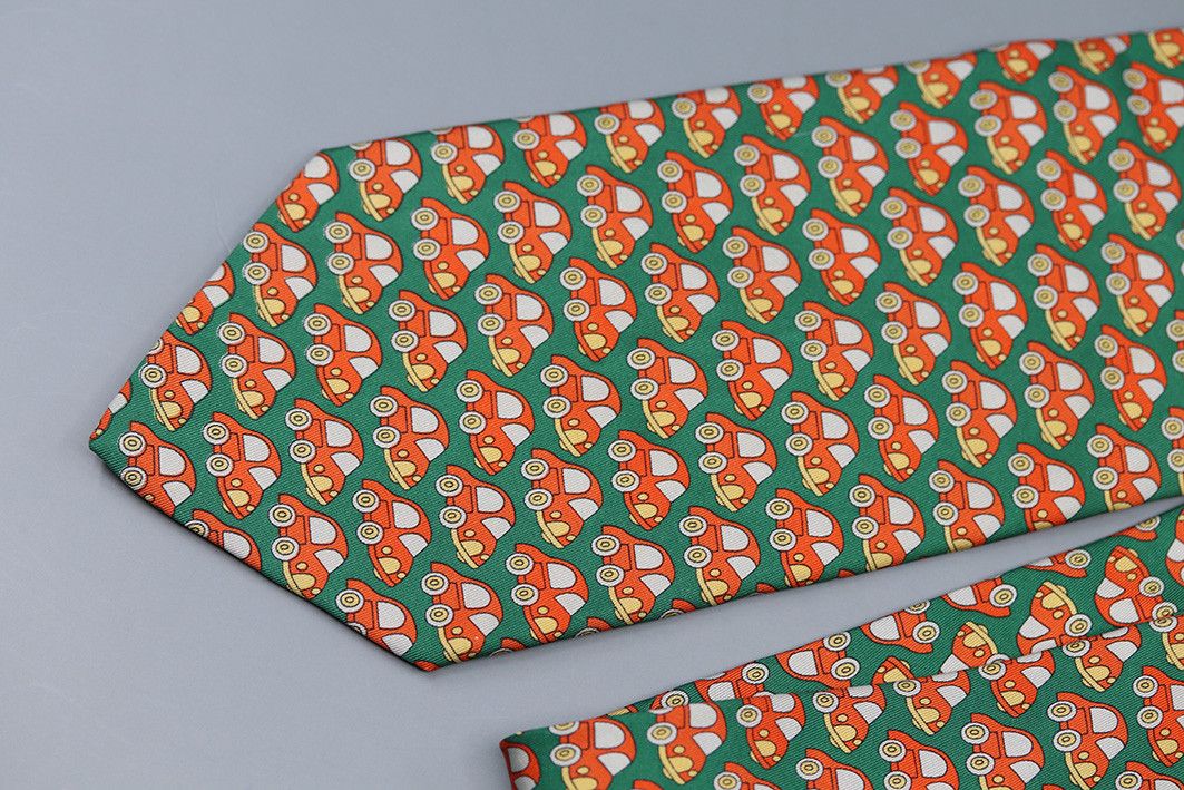 Nazareno Gabrielli Vintage Nazareno Gabrielli Tie with Red Cars on Green Size ONE SIZE - 9 Thumbnail