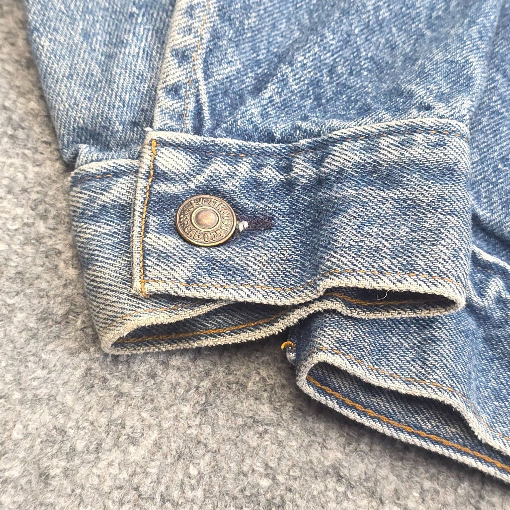 Levi's VINTAGE Levi's Jacket Women's XL Blue Denim Jean 57508 USA Stained Size 40" / US 18 - 7 Thumbnail