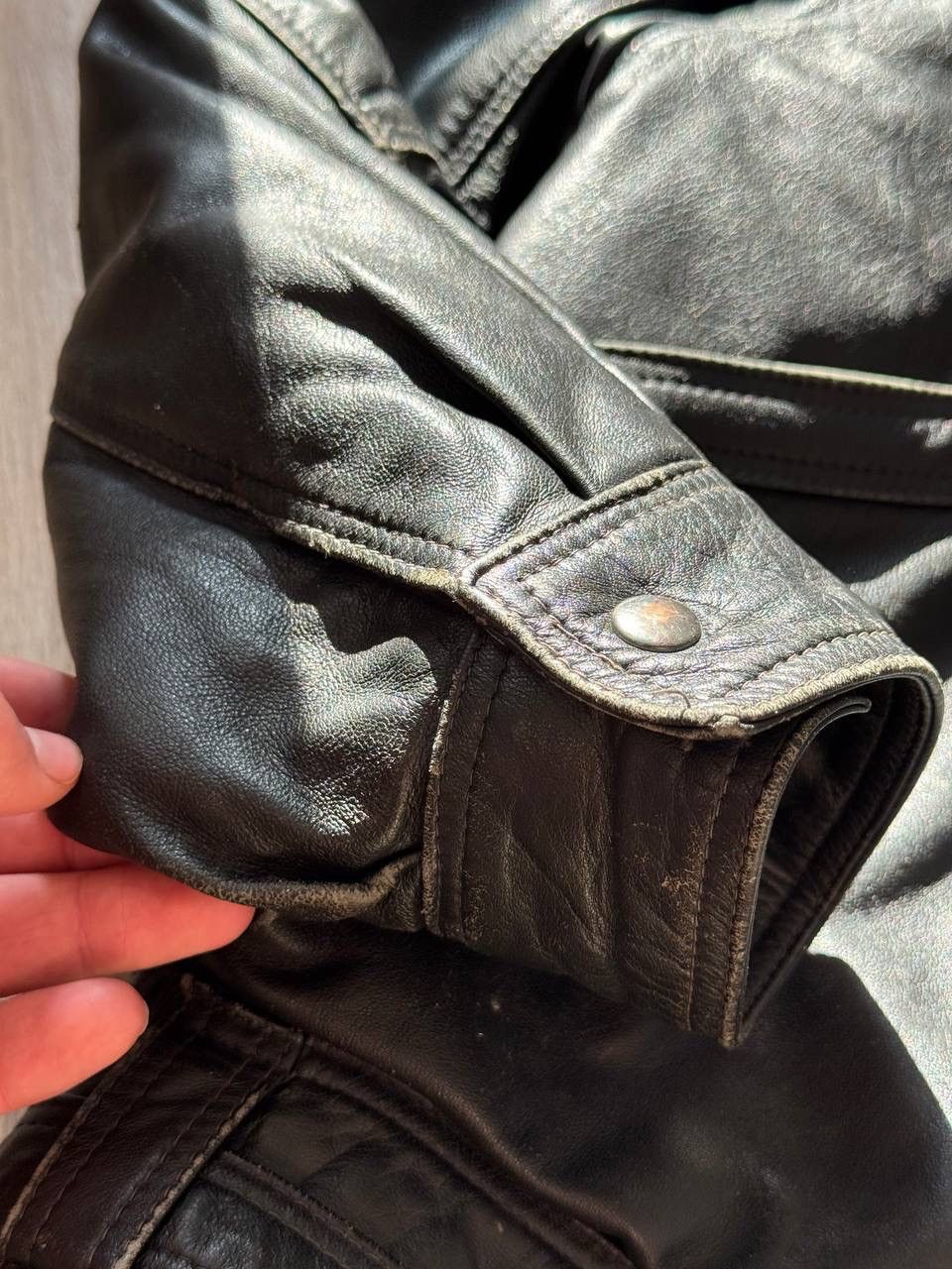 Leather Vintage Black Leather Moto Jacket Red Lining Belted Disstres Size US M / EU 48-50 / 2 - 5 Thumbnail