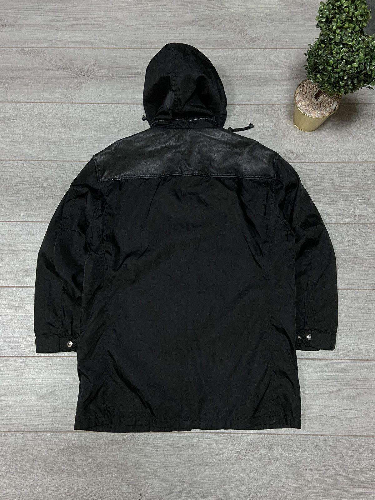 Prada Prada vintage nylon leather jacket hooded Size US L / EU 52-54 / 3 - 3 Thumbnail