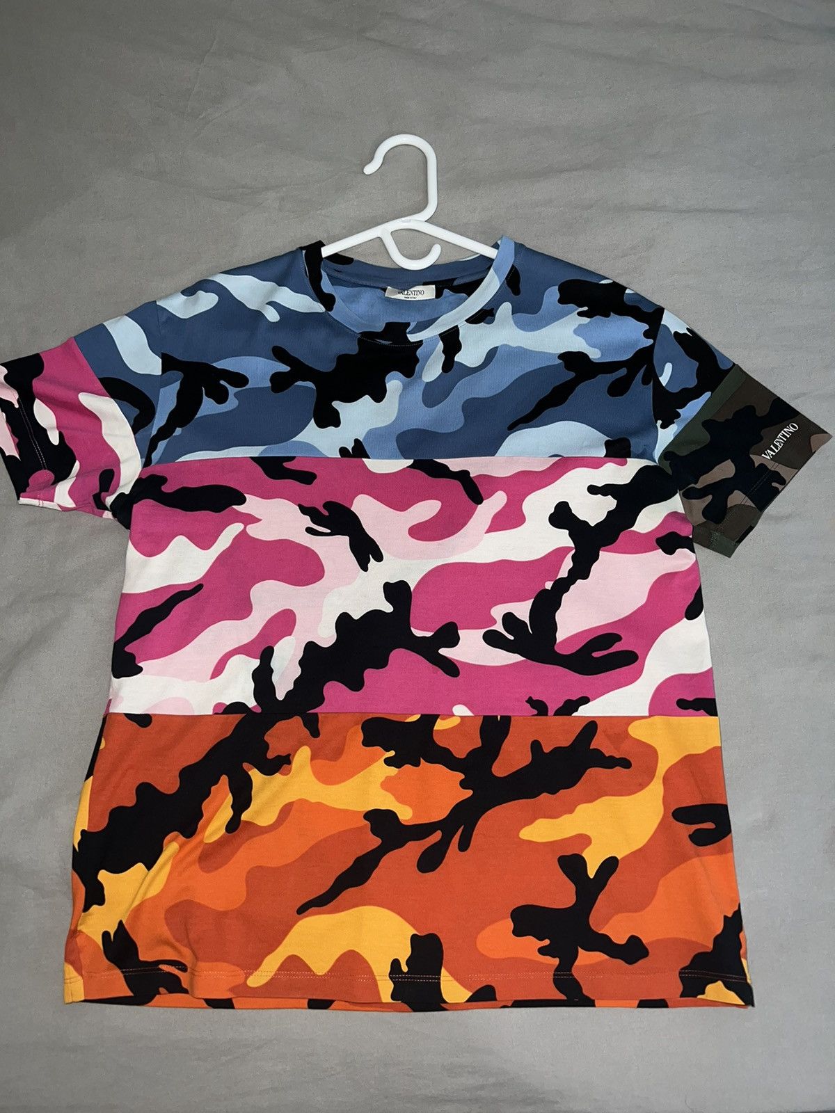 Valentino Valentino Multi Camo TShirt Size US M / EU 48-50 / 2 - 2 Thumbnail