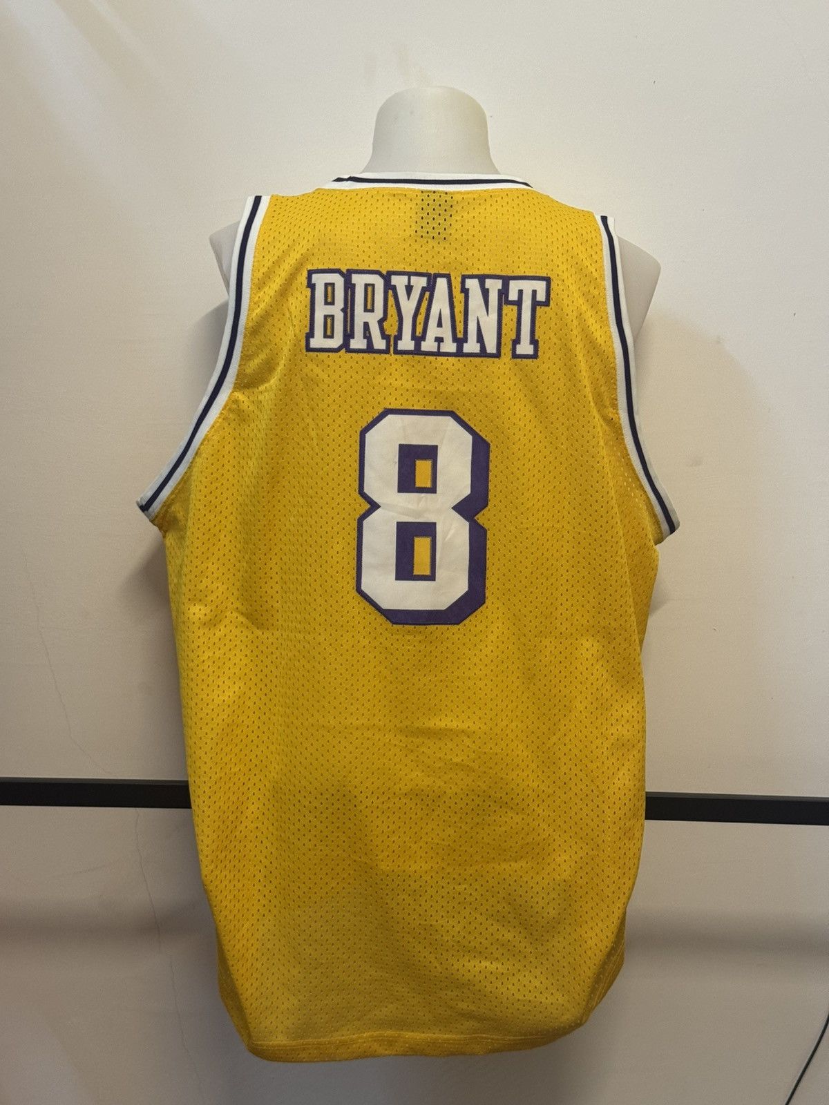 Nike vintage Nike Los Angeles Lakers jersey . Size US XXL / EU 58 / 5 - 3 Thumbnail