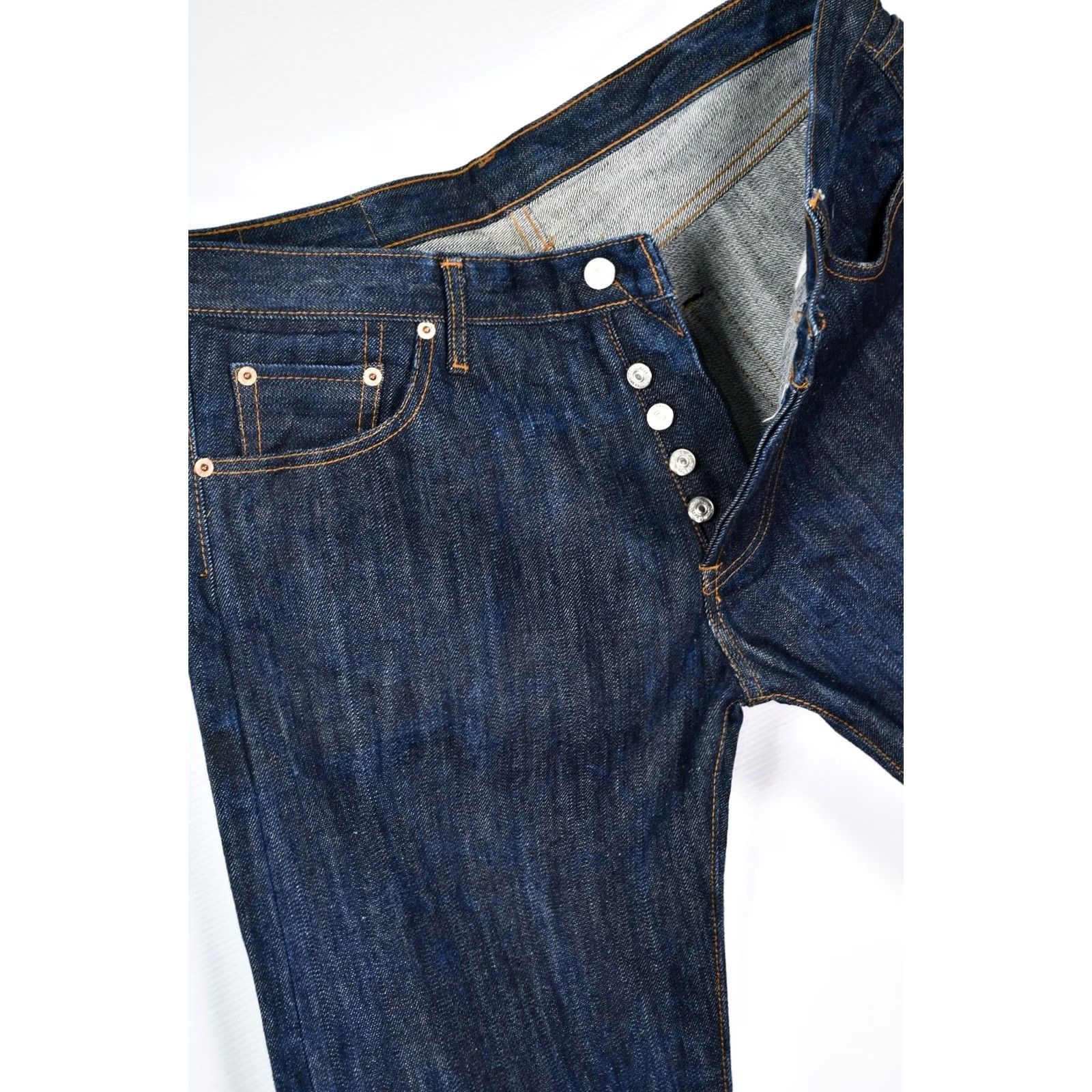 Levi's VINTAGE Levi's 501 Jeans Mens White/Blue Denim 5-Pocket Made USA W36 L34 Straight Big Waist 501 Size US 36 / EU 52 - 7 Thumbnail